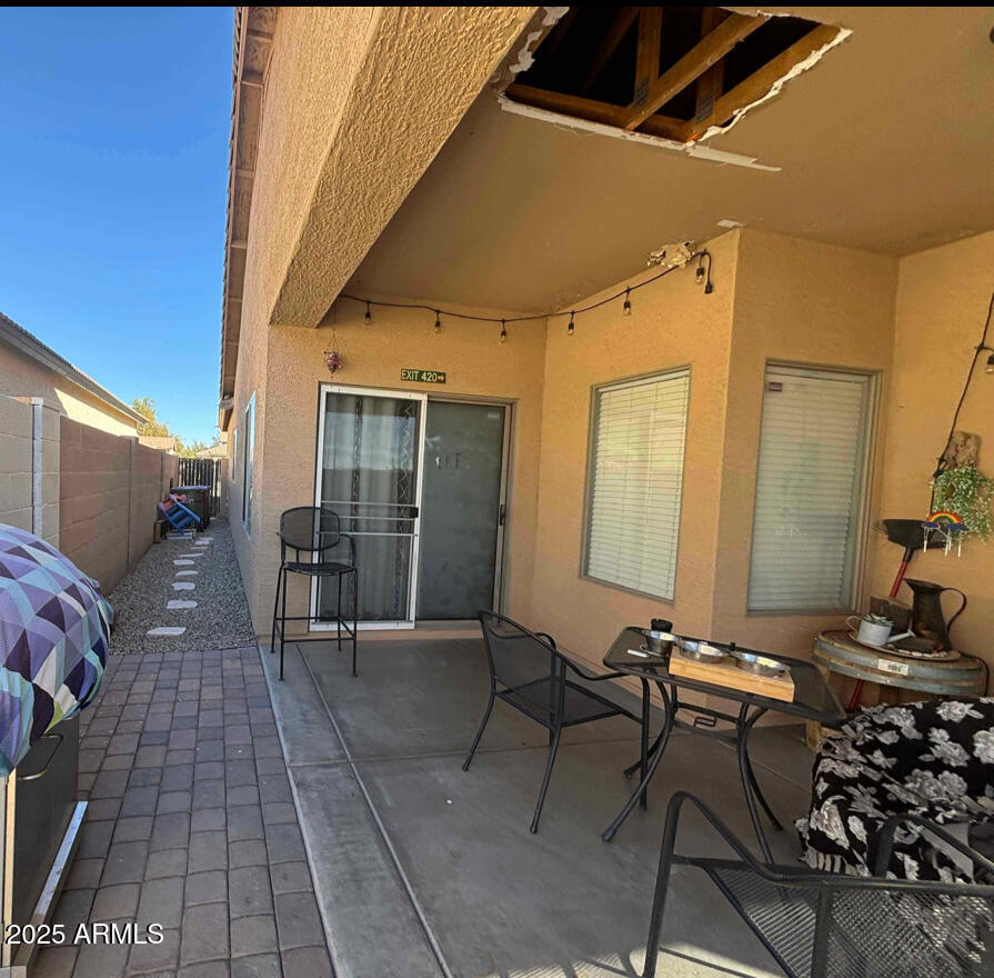 28048 N QUARTZ Drive