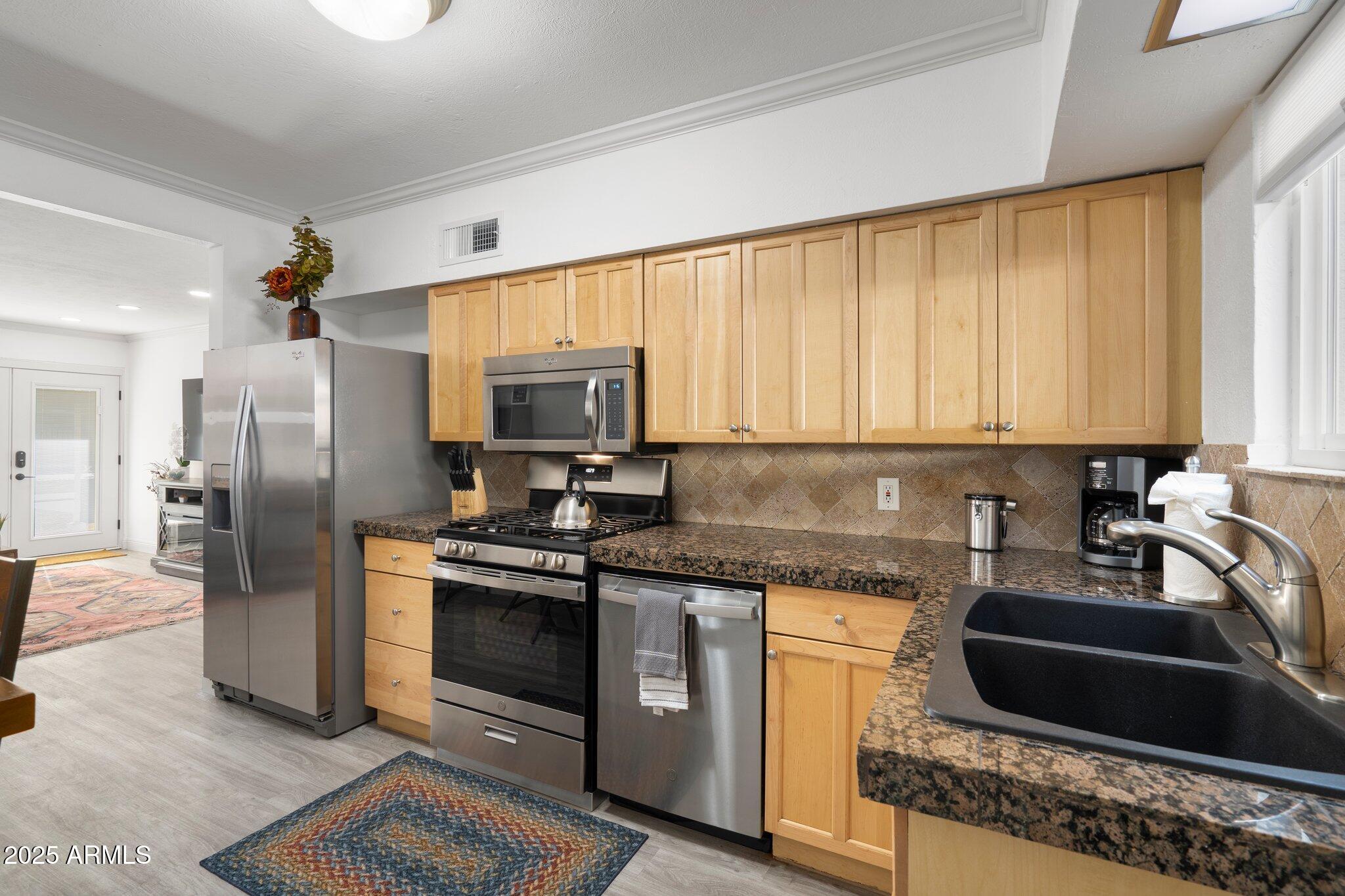 6834 E 4TH Street # 6