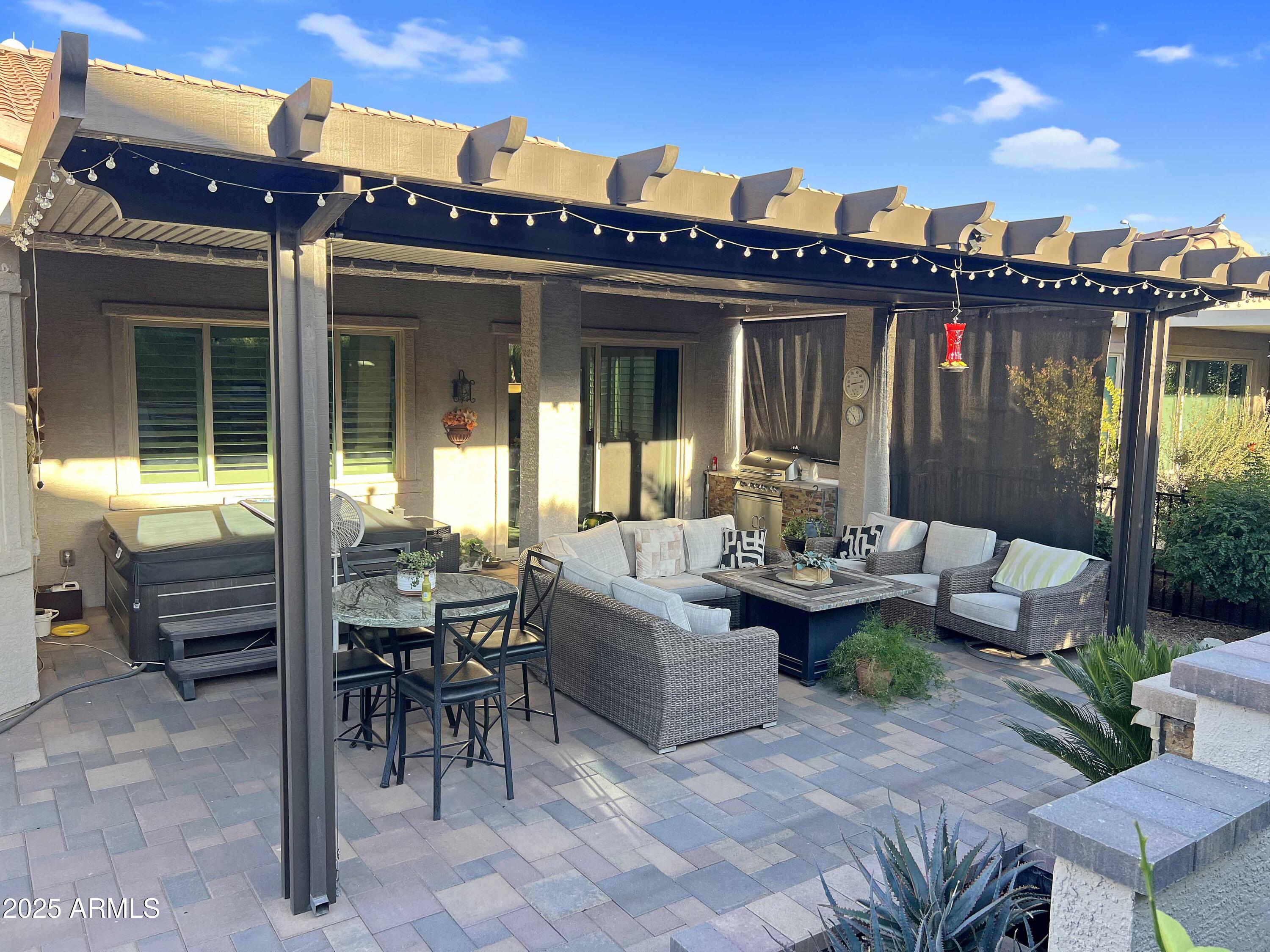 385 N MATACLOR Court