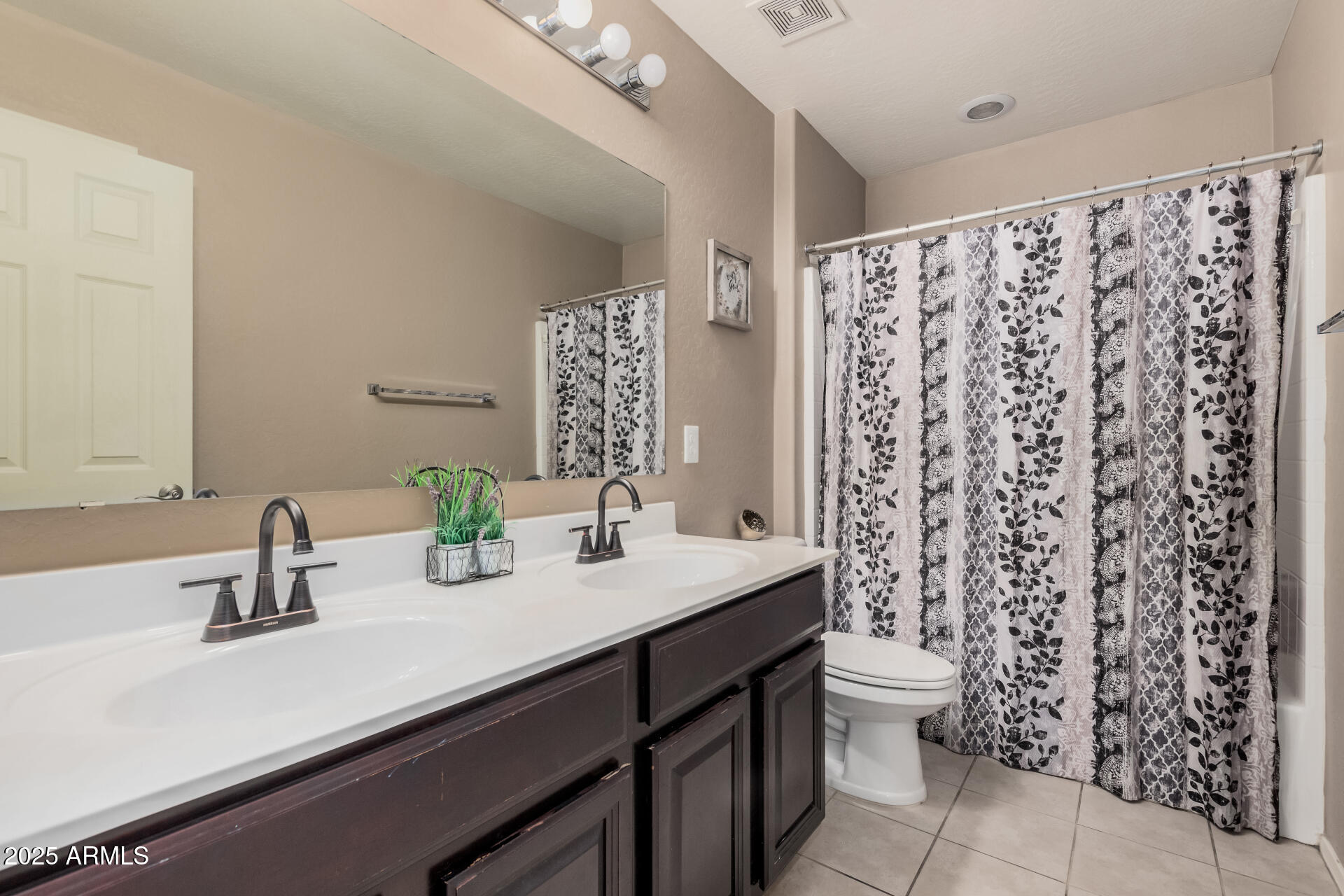 11130 E SHEPPERD Avenue