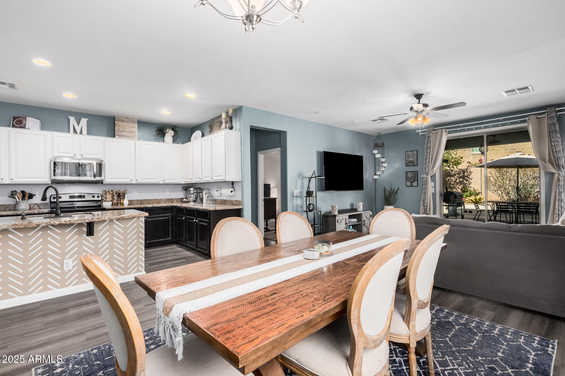 11130 E SHEPPERD Avenue