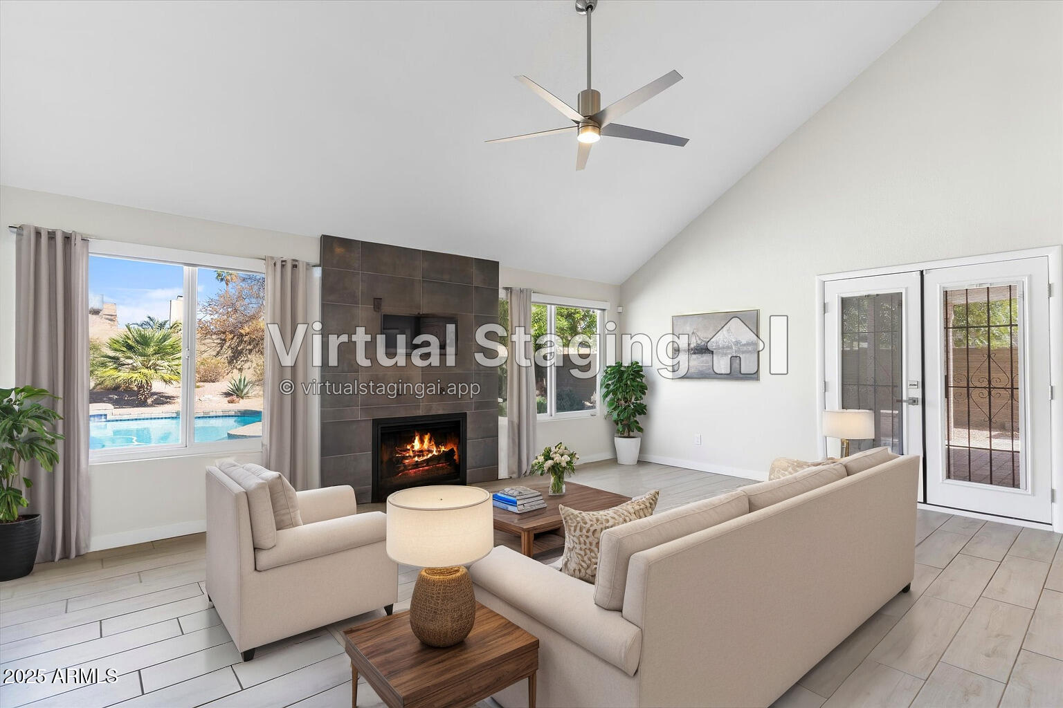 4220 E EVERETT Drive