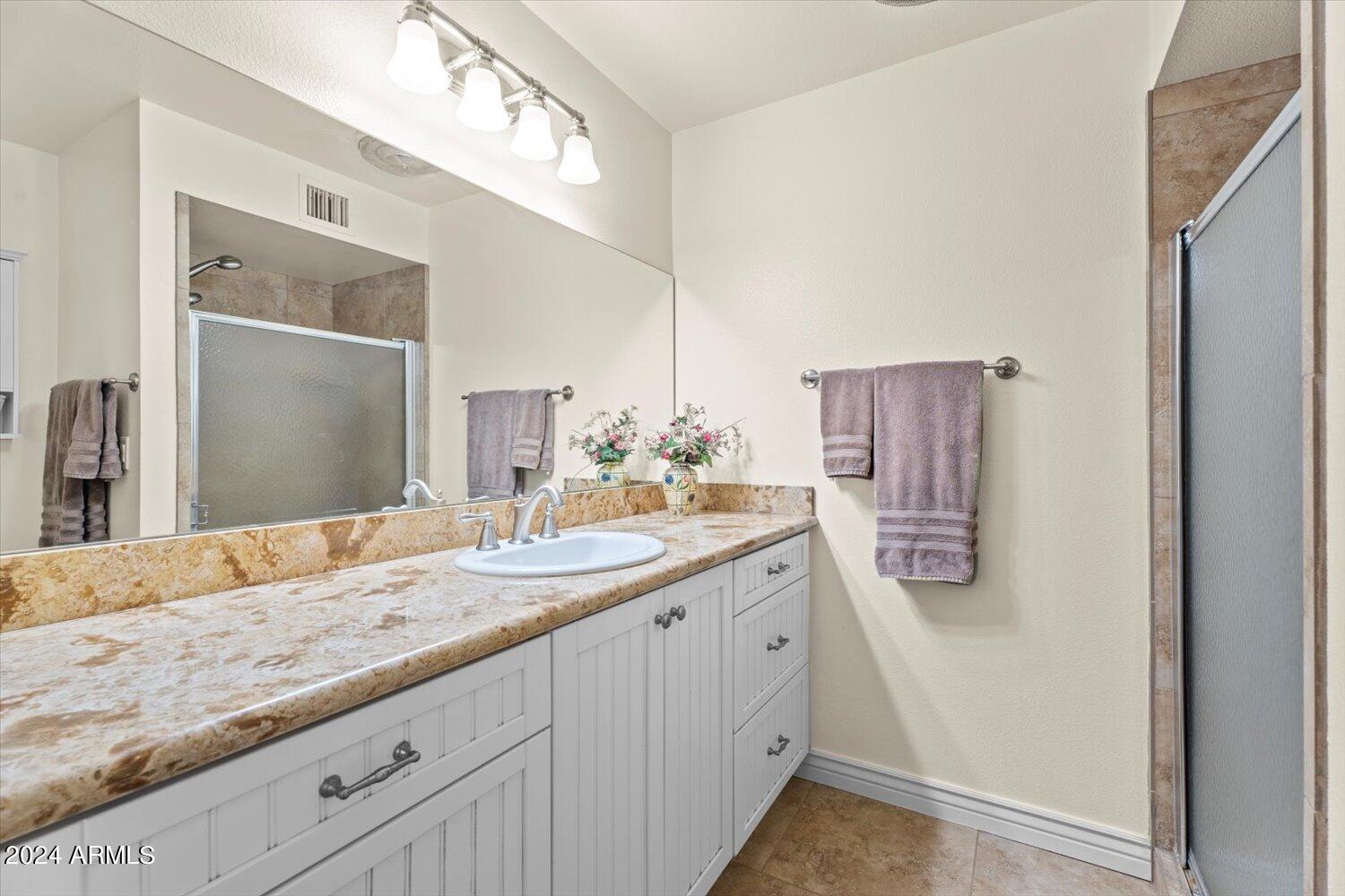 4510 E EMELITA Avenue