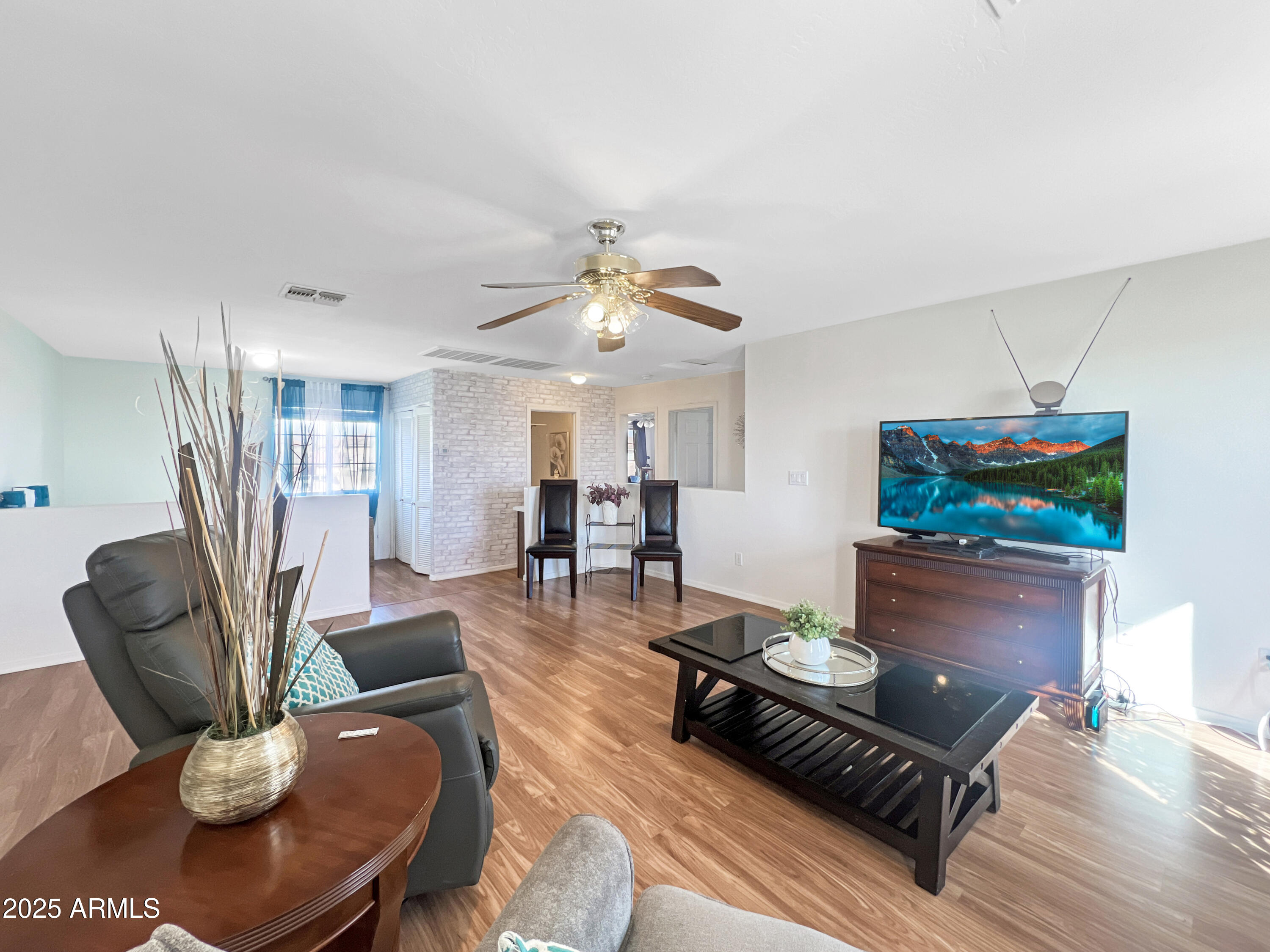 22359 W DESERT BLOOM Street