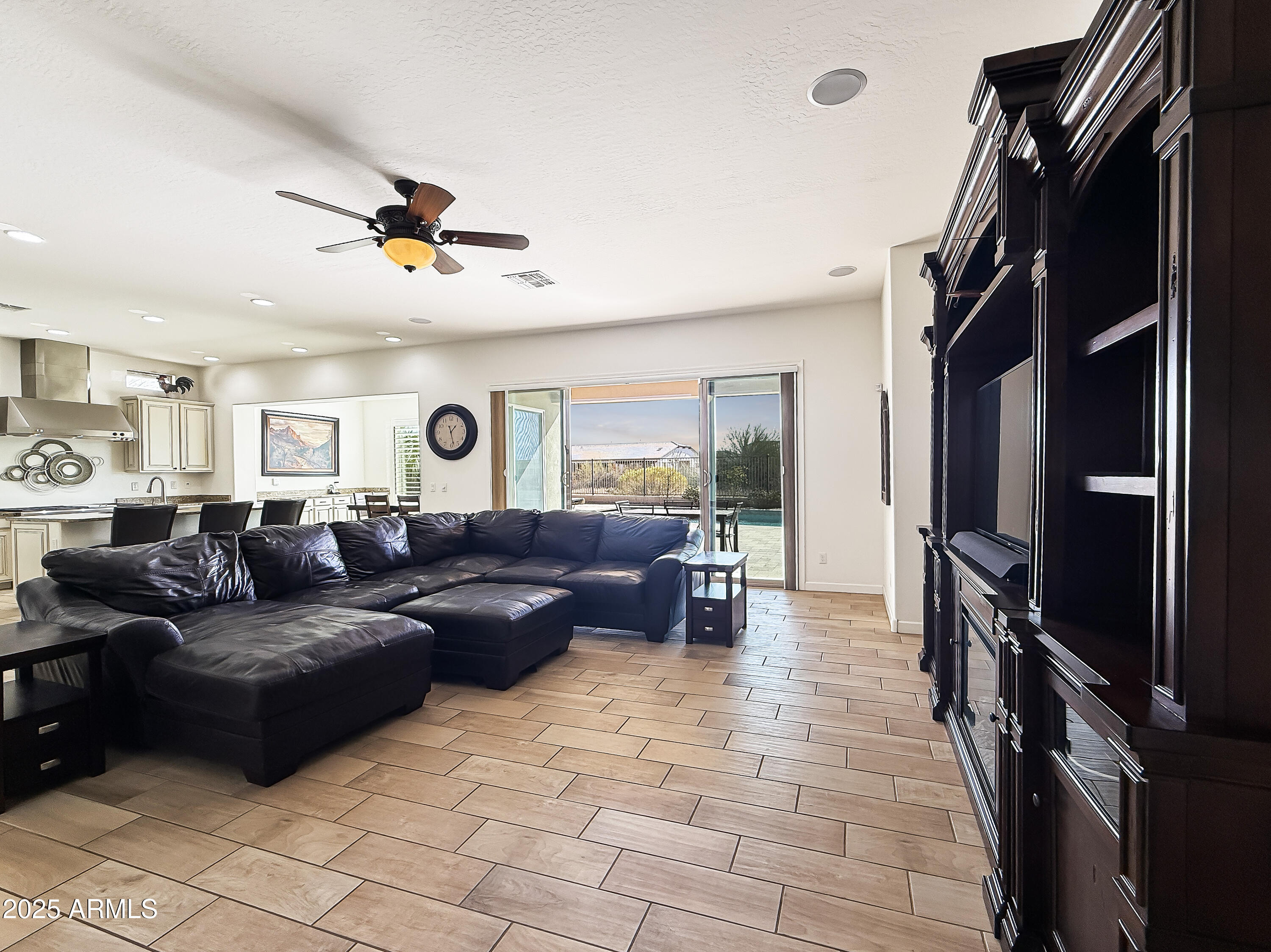 6039 E SIENNA BOUQUET Place