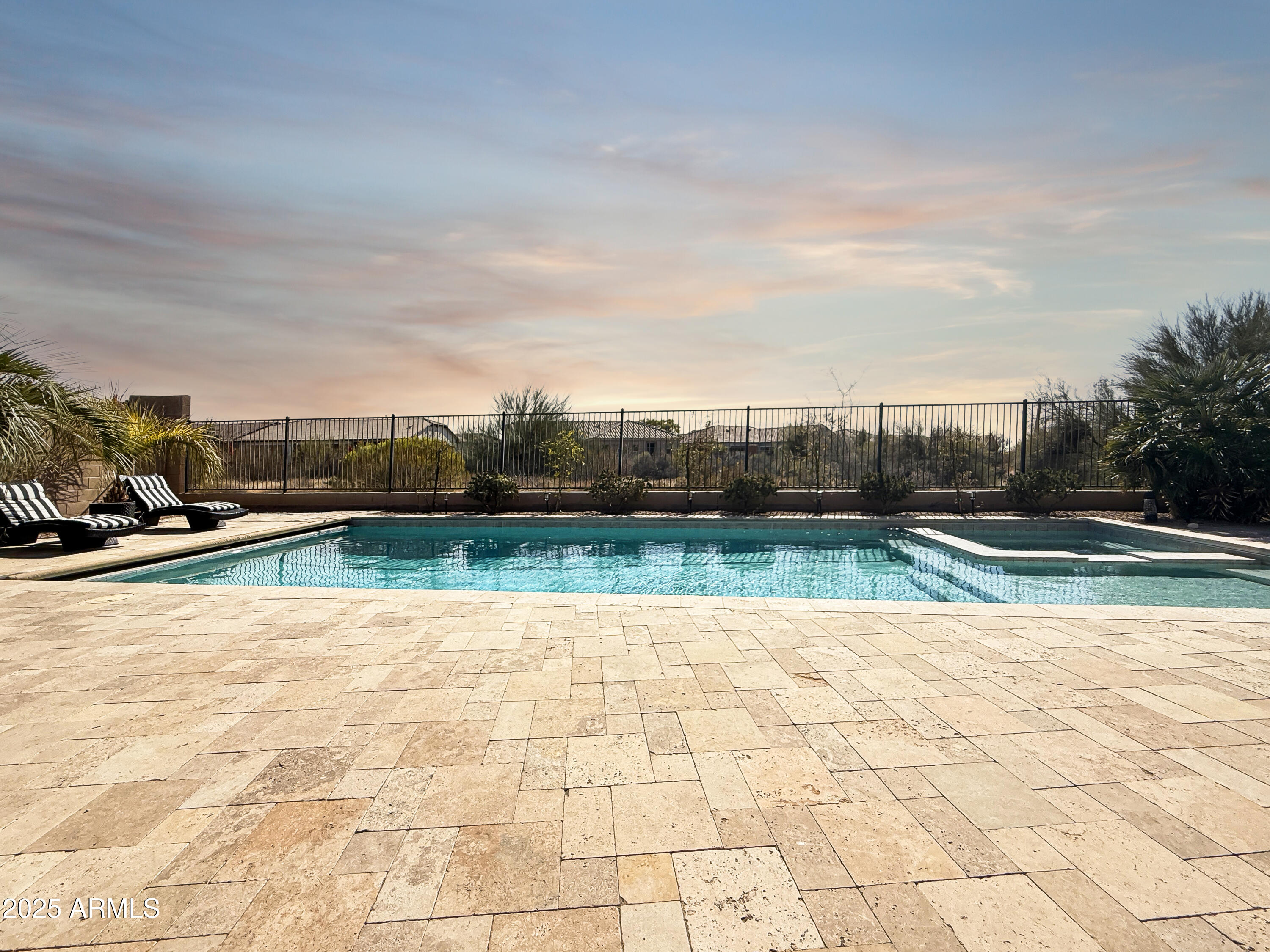 6039 E SIENNA BOUQUET Place