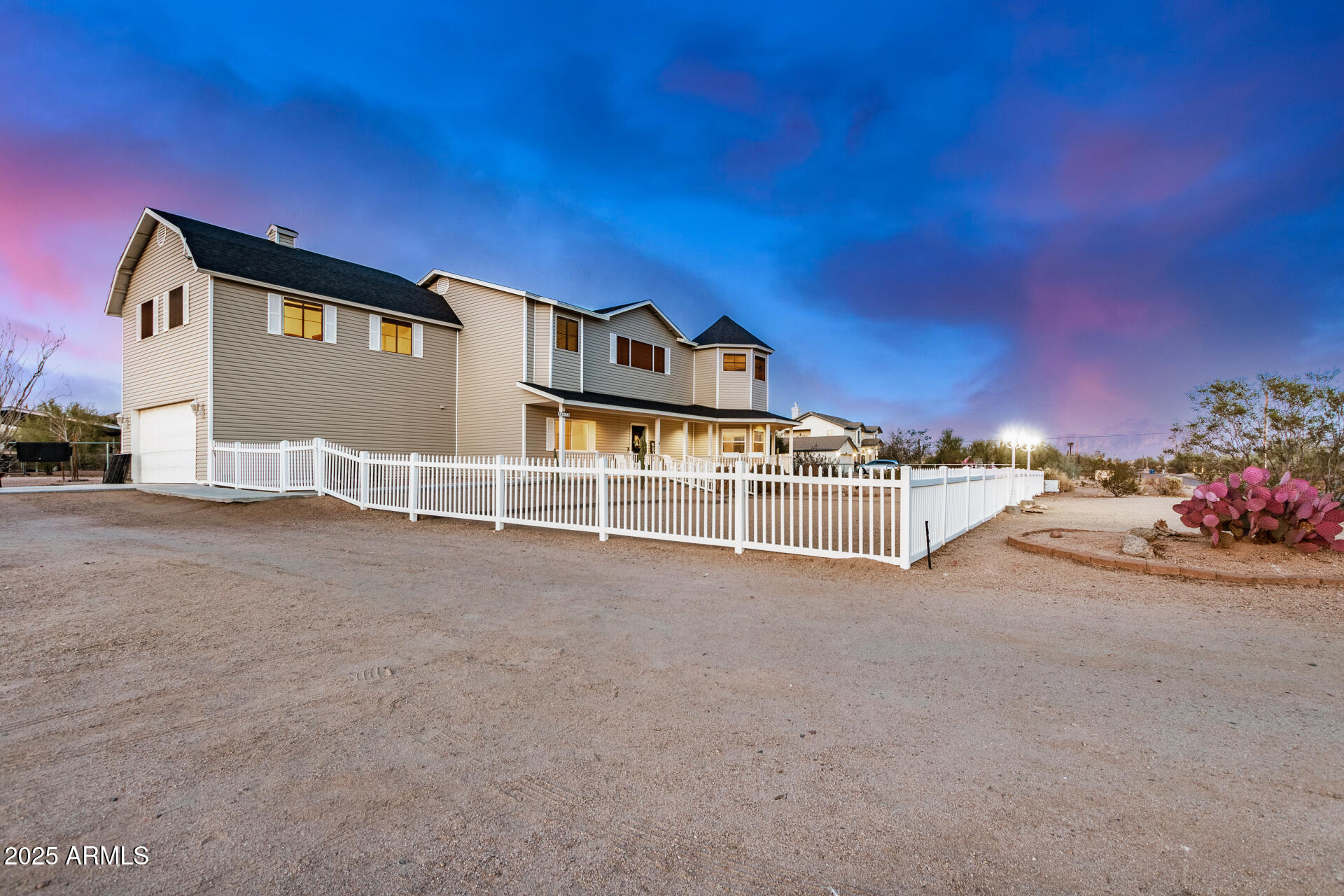 10036 E JENSEN Street