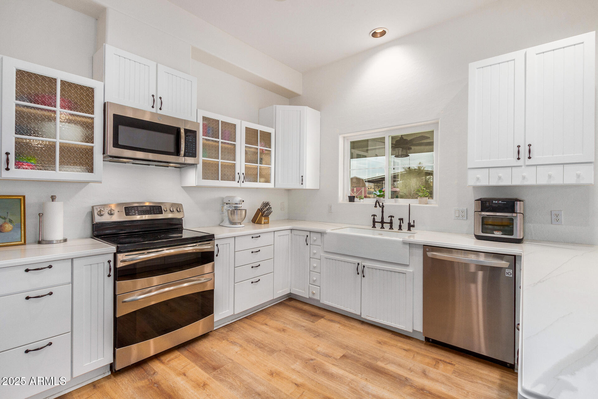 10036 E JENSEN Street