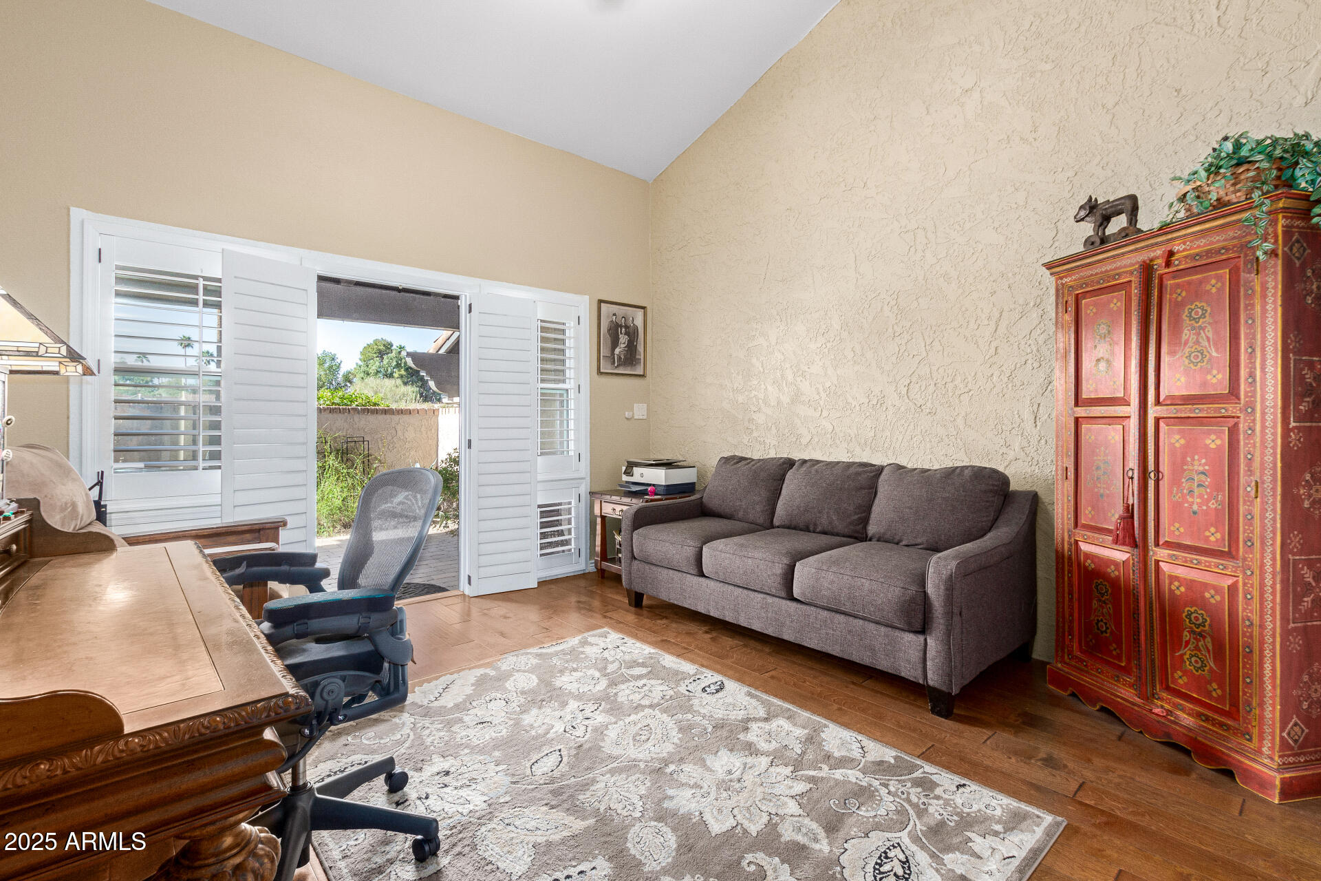 8082 E VIA DEL VENCINO --