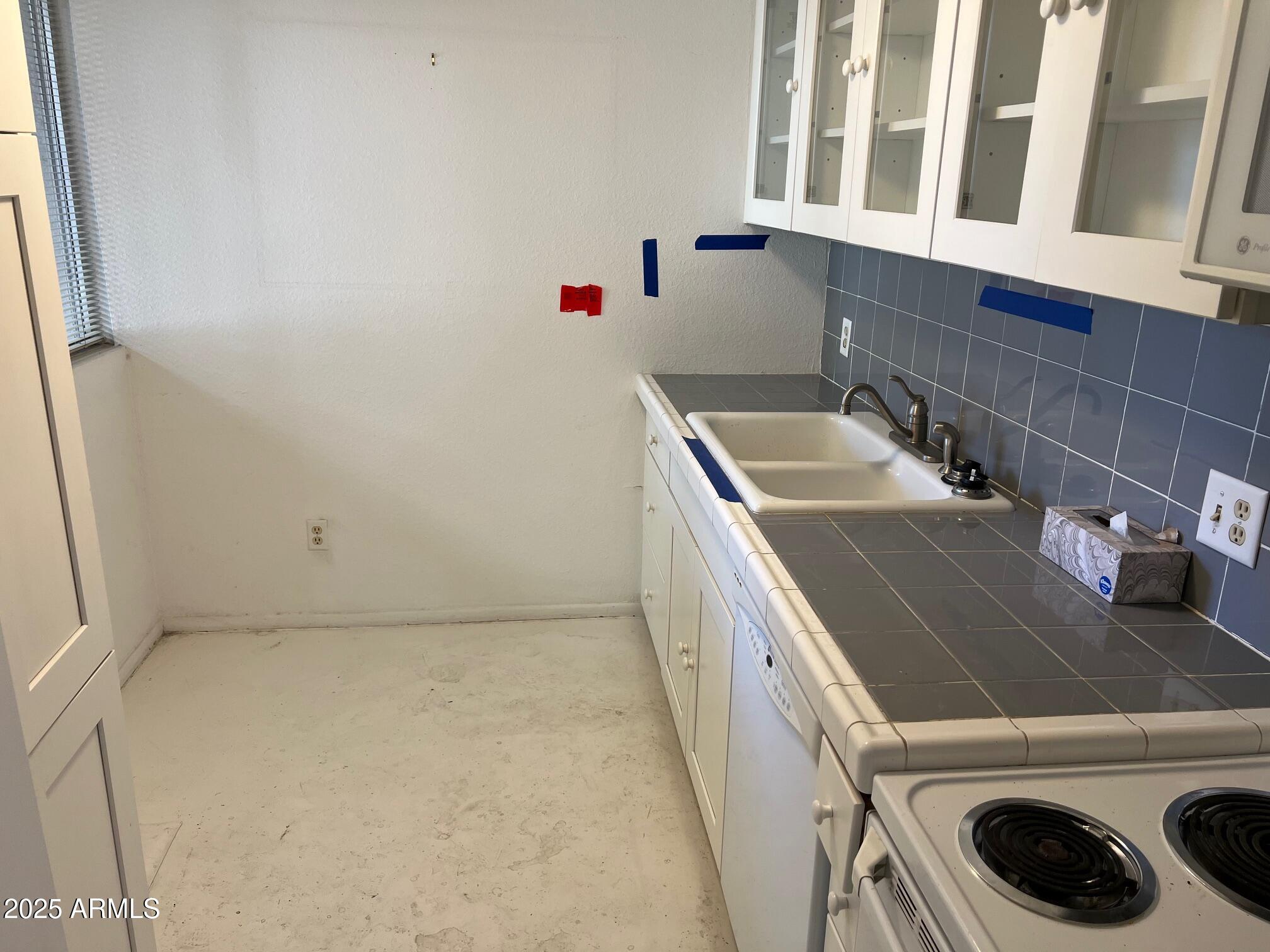 4727 E LAFAYETTE Boulevard # 117