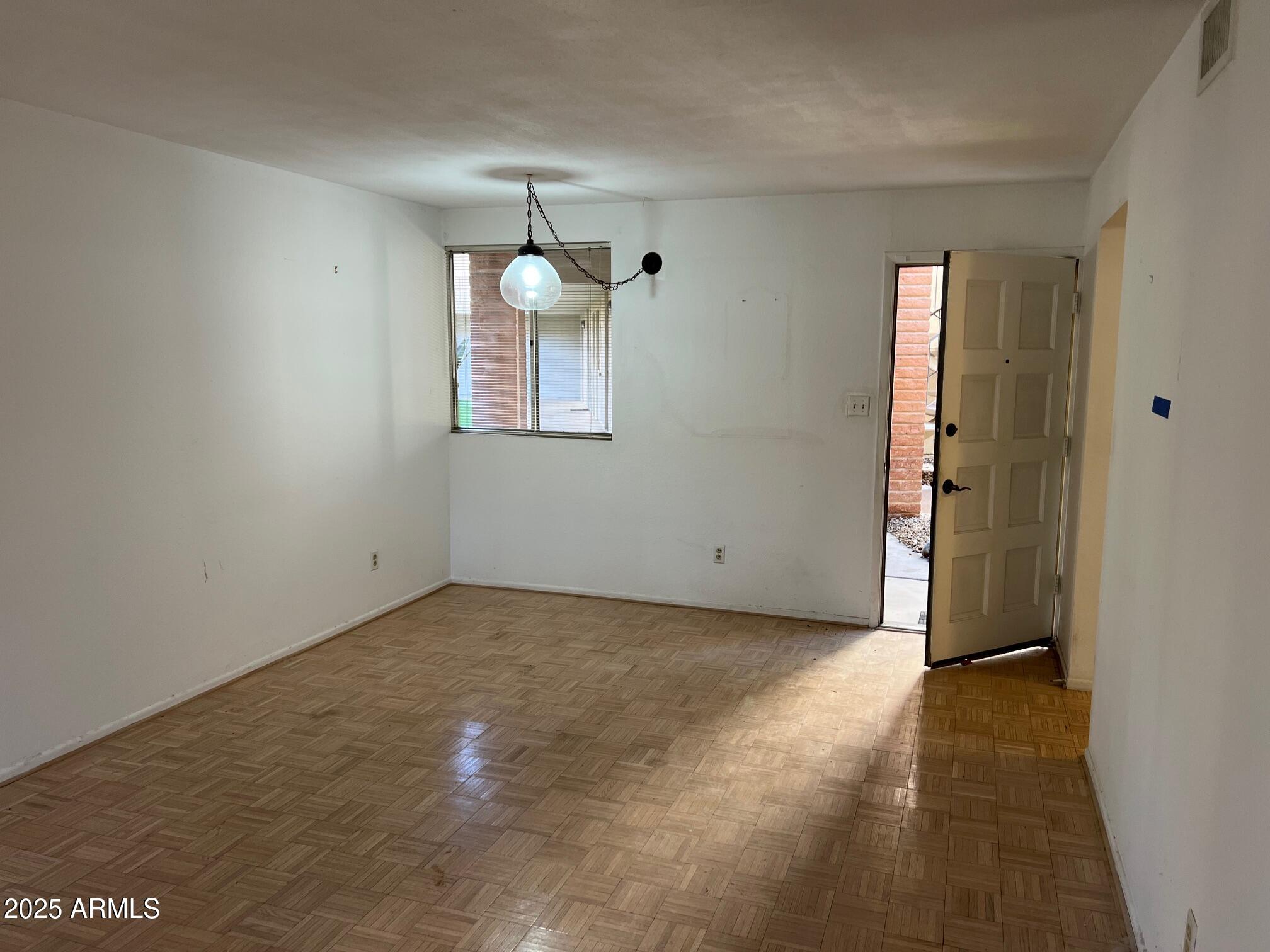 4727 E LAFAYETTE Boulevard # 117