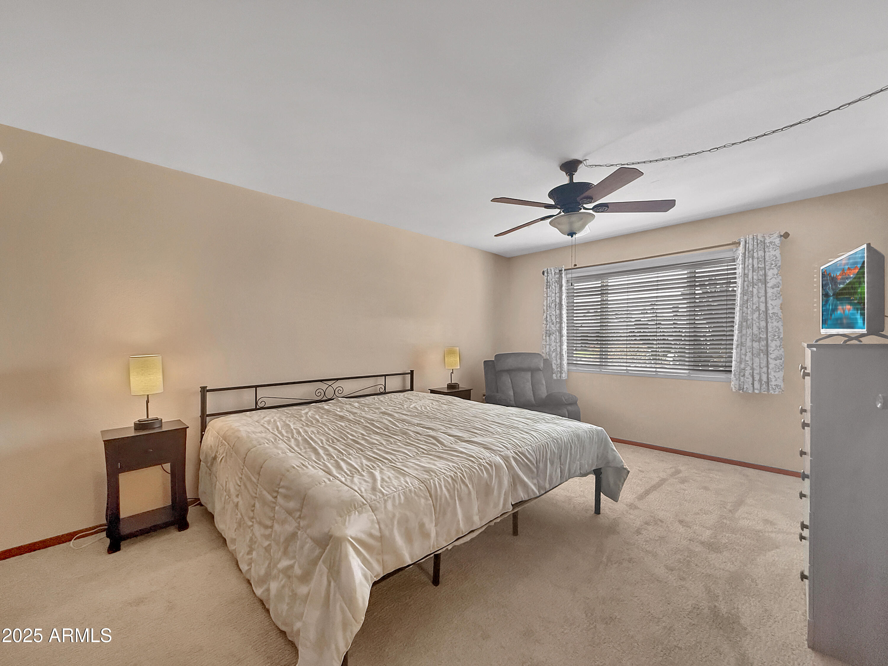 10906 W THUNDERBIRD Boulevard