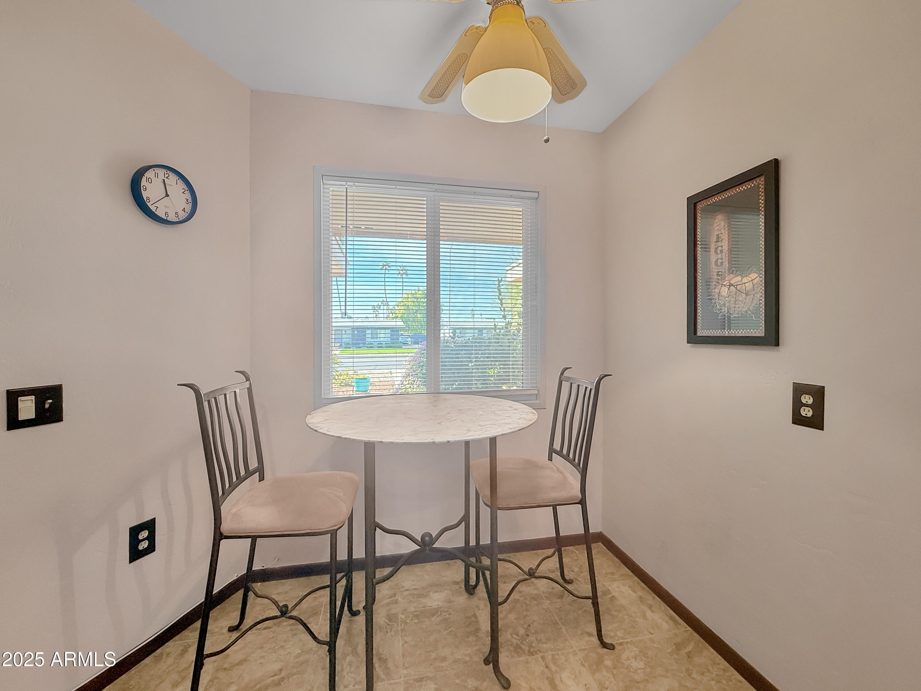 10906 W THUNDERBIRD Boulevard