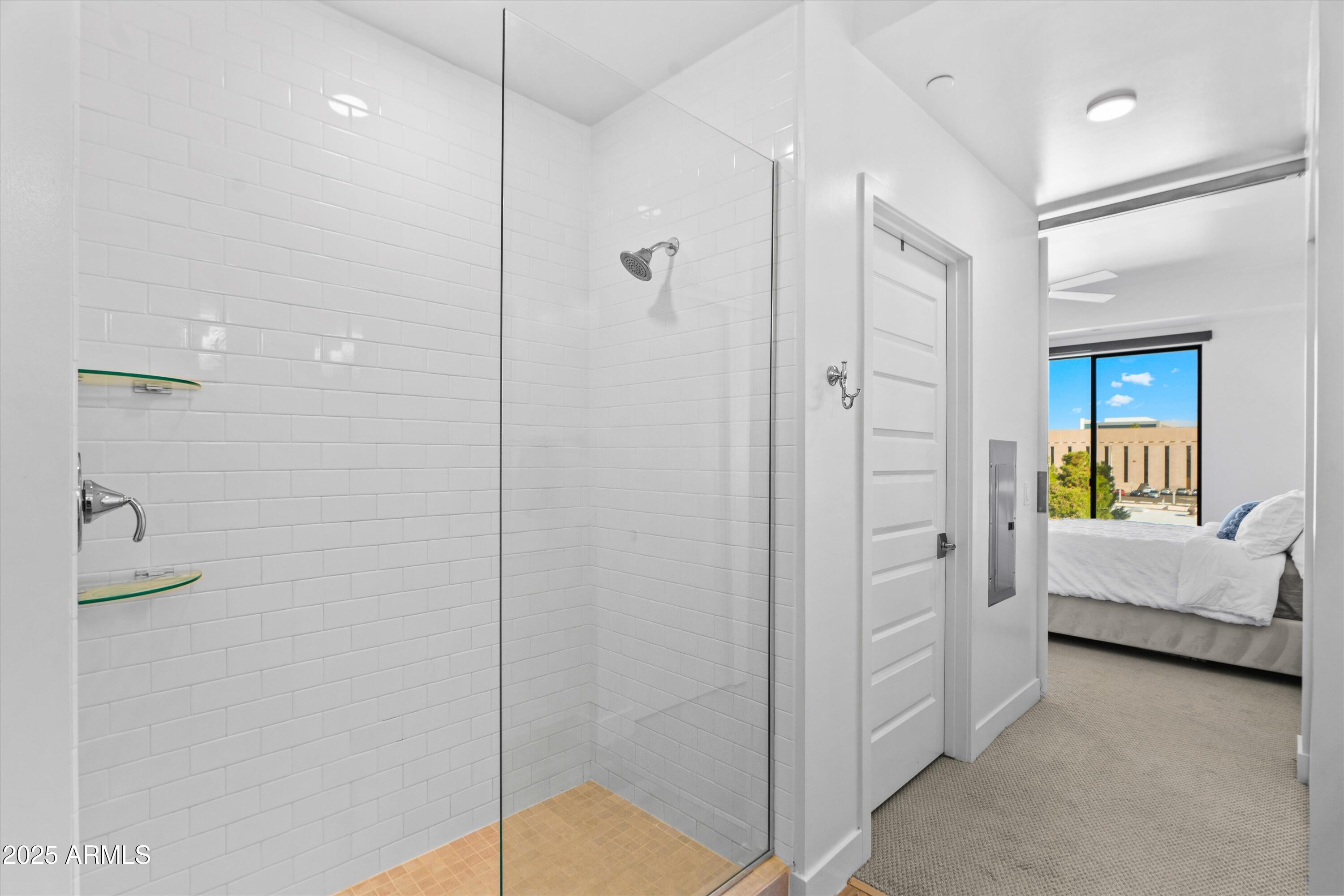 7300 E EARLL Drive # 3016