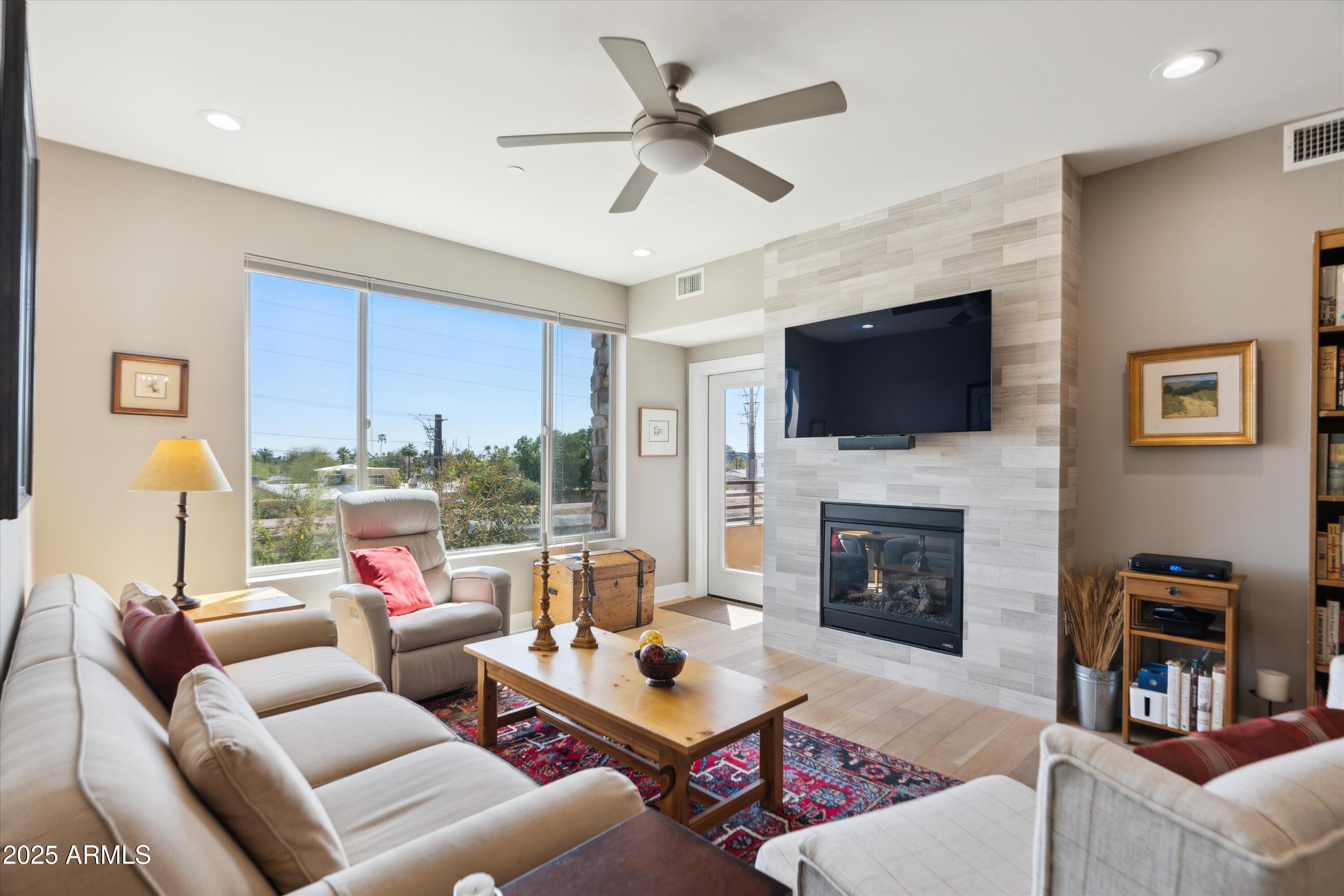 4805 N WOODMERE FAIRWAY, 2006