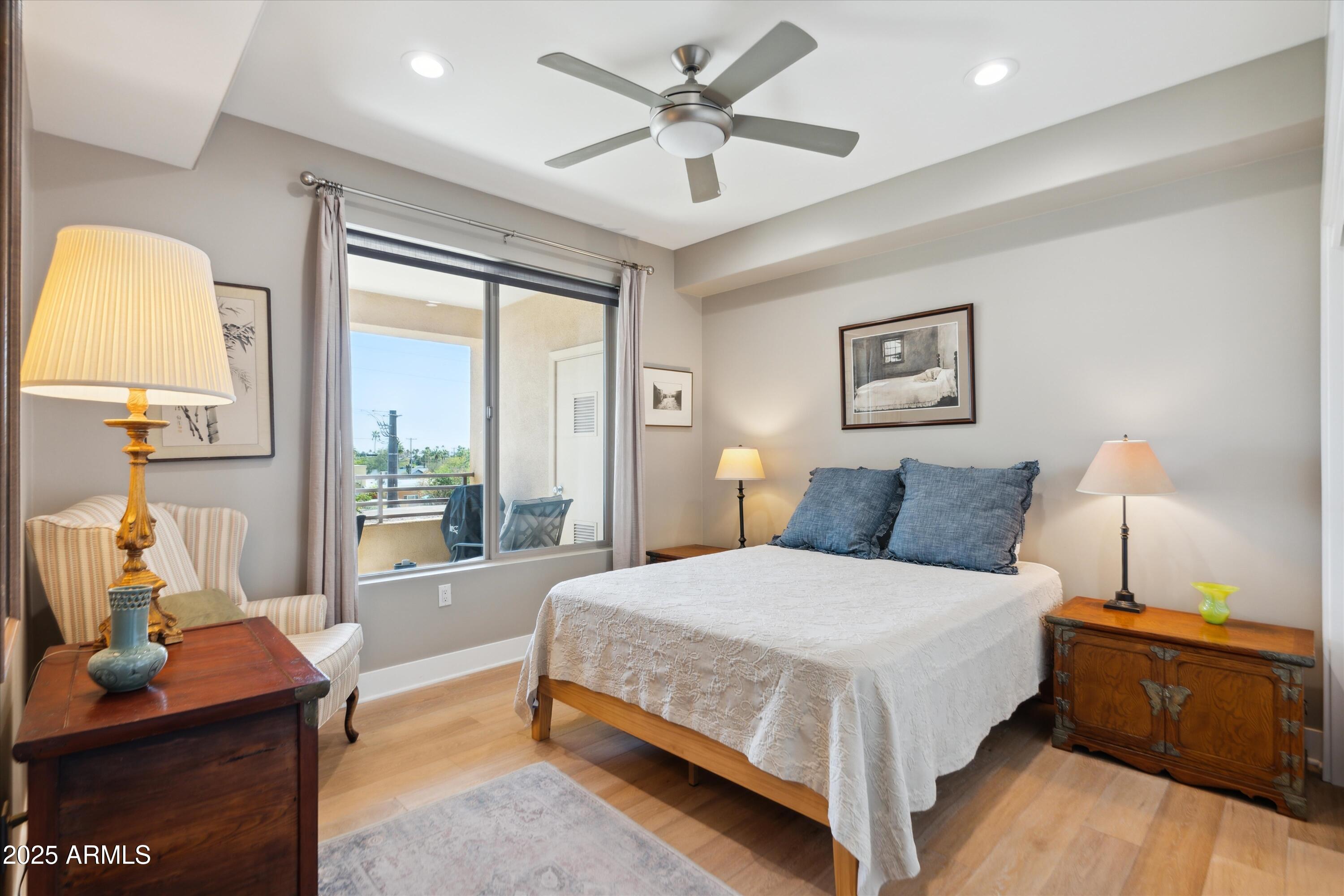 4805 N WOODMERE FAIRWAY, 2006