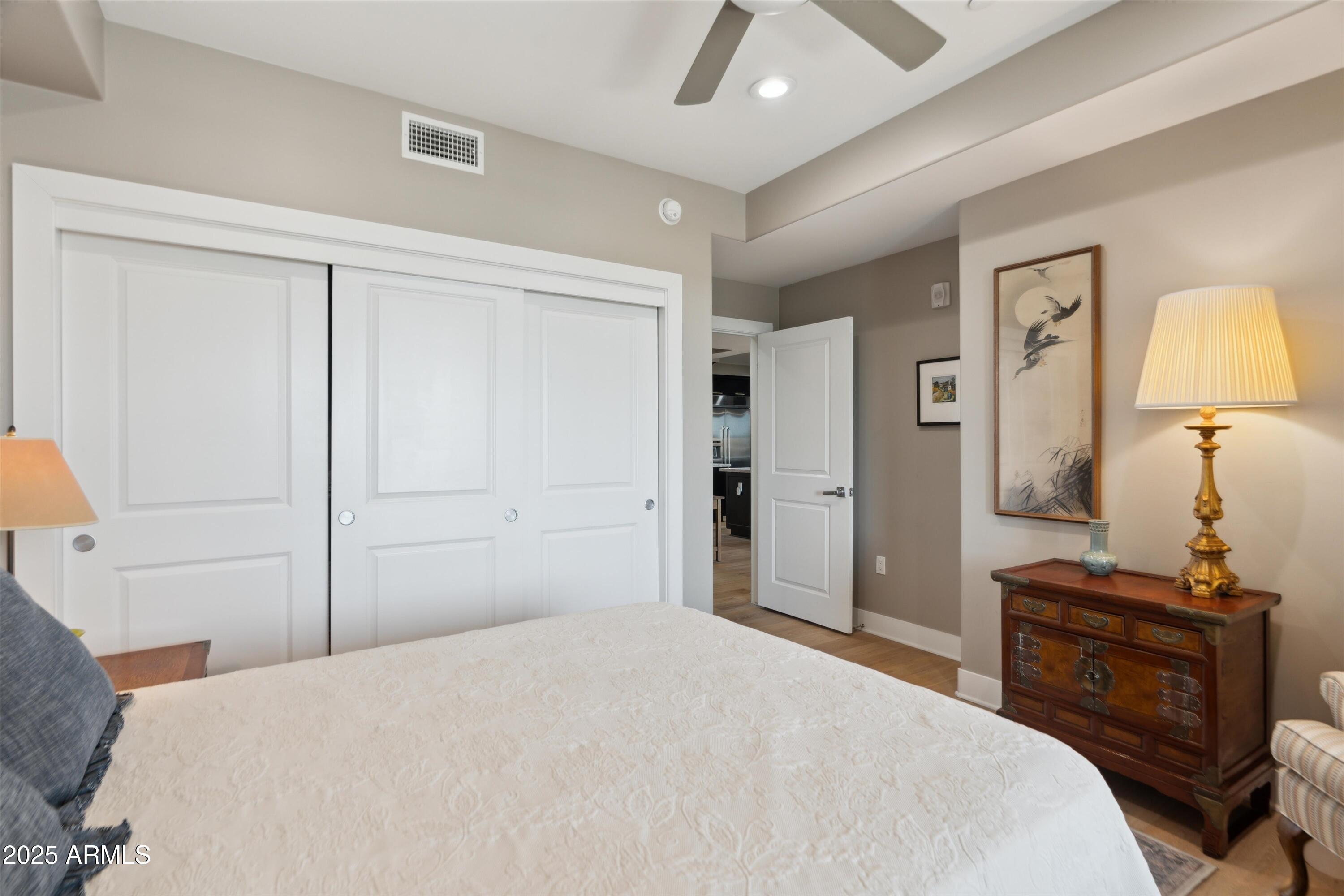 4805 N WOODMERE FAIRWAY, 2006