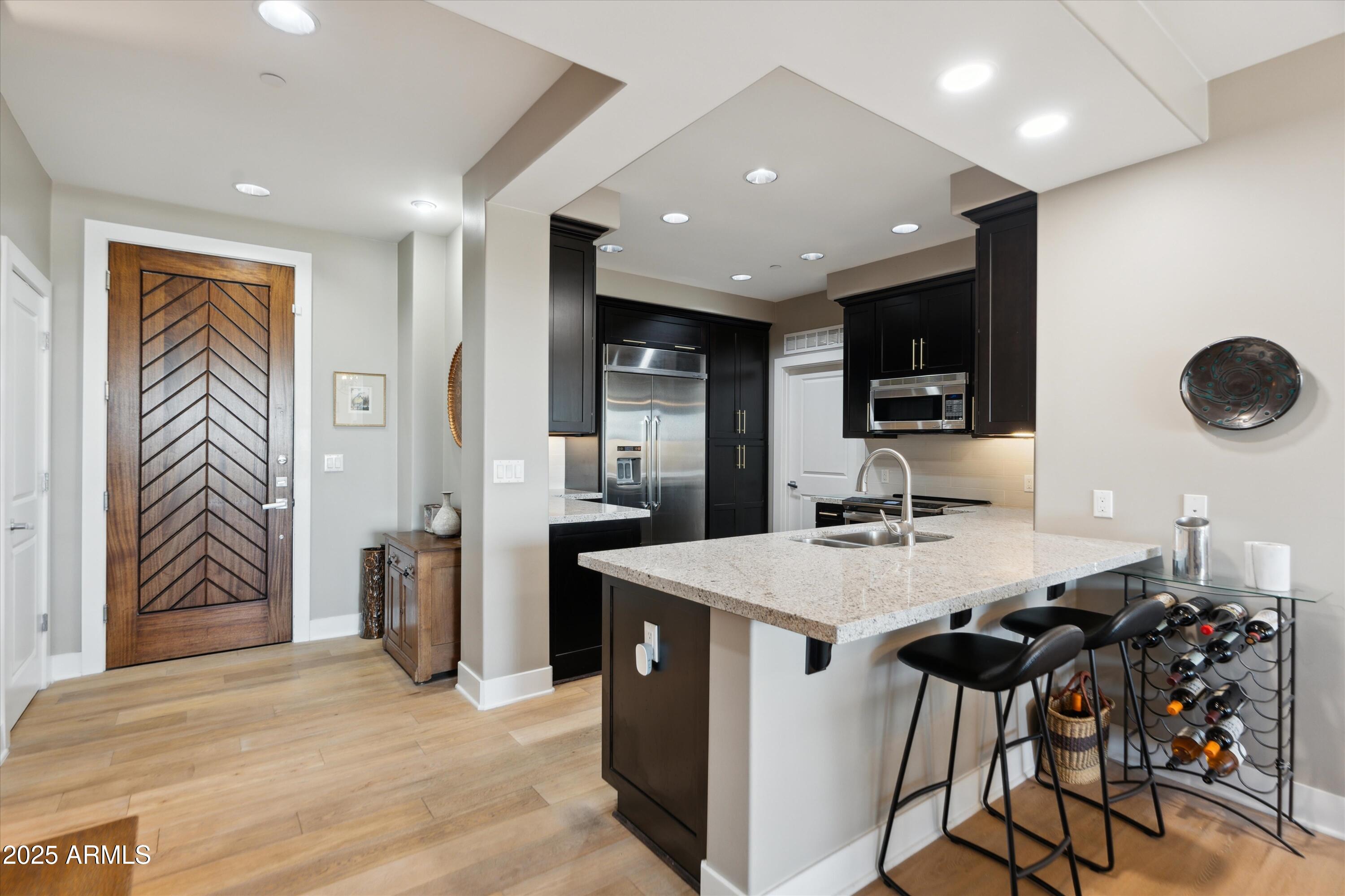 4805 N WOODMERE FAIRWAY, 2006