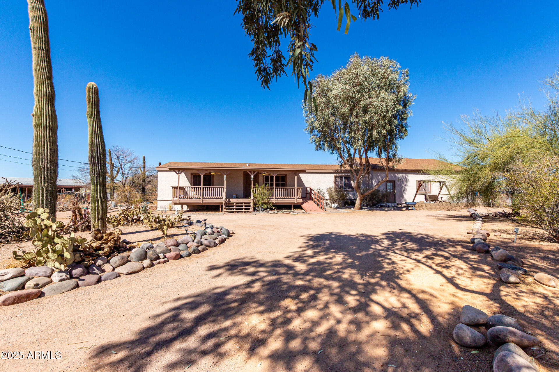 636 W WINDSONG Street