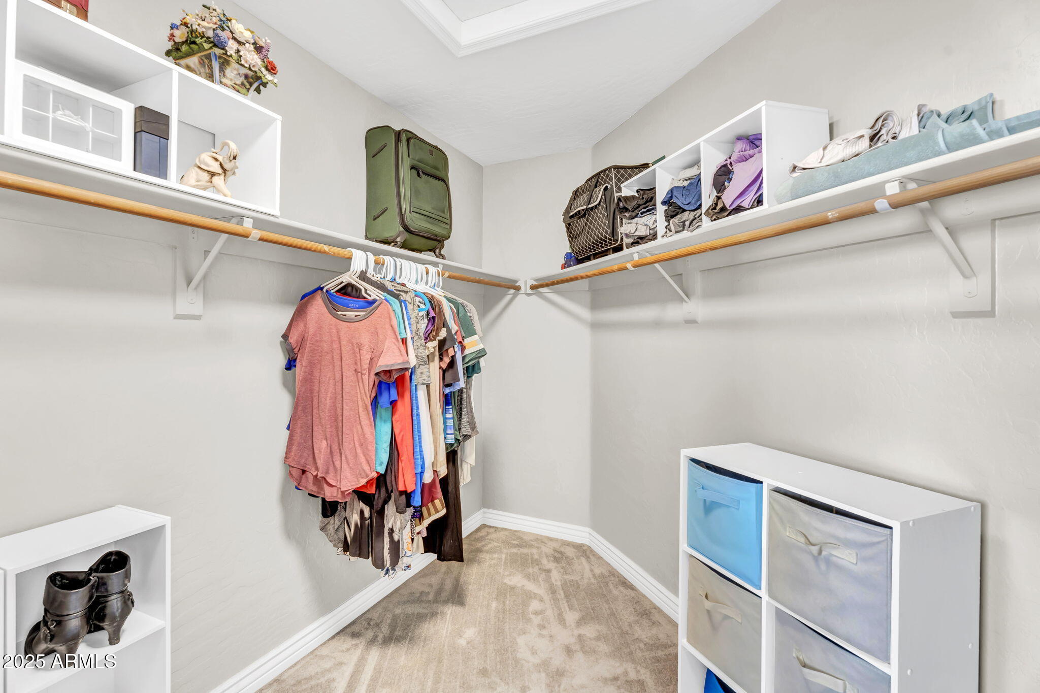 108 N PIONEER Street