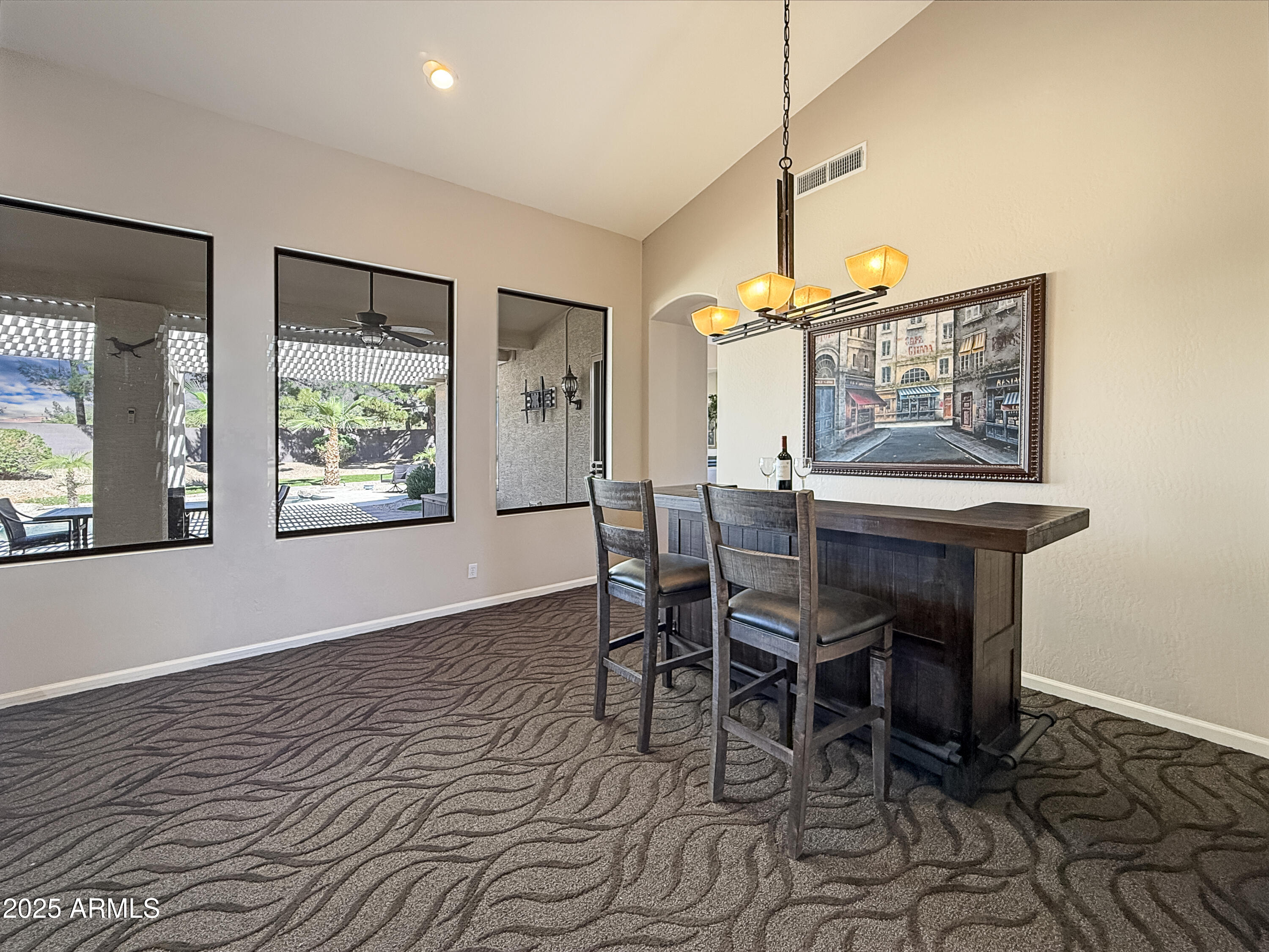 4648 W VILLA LINDA Drive