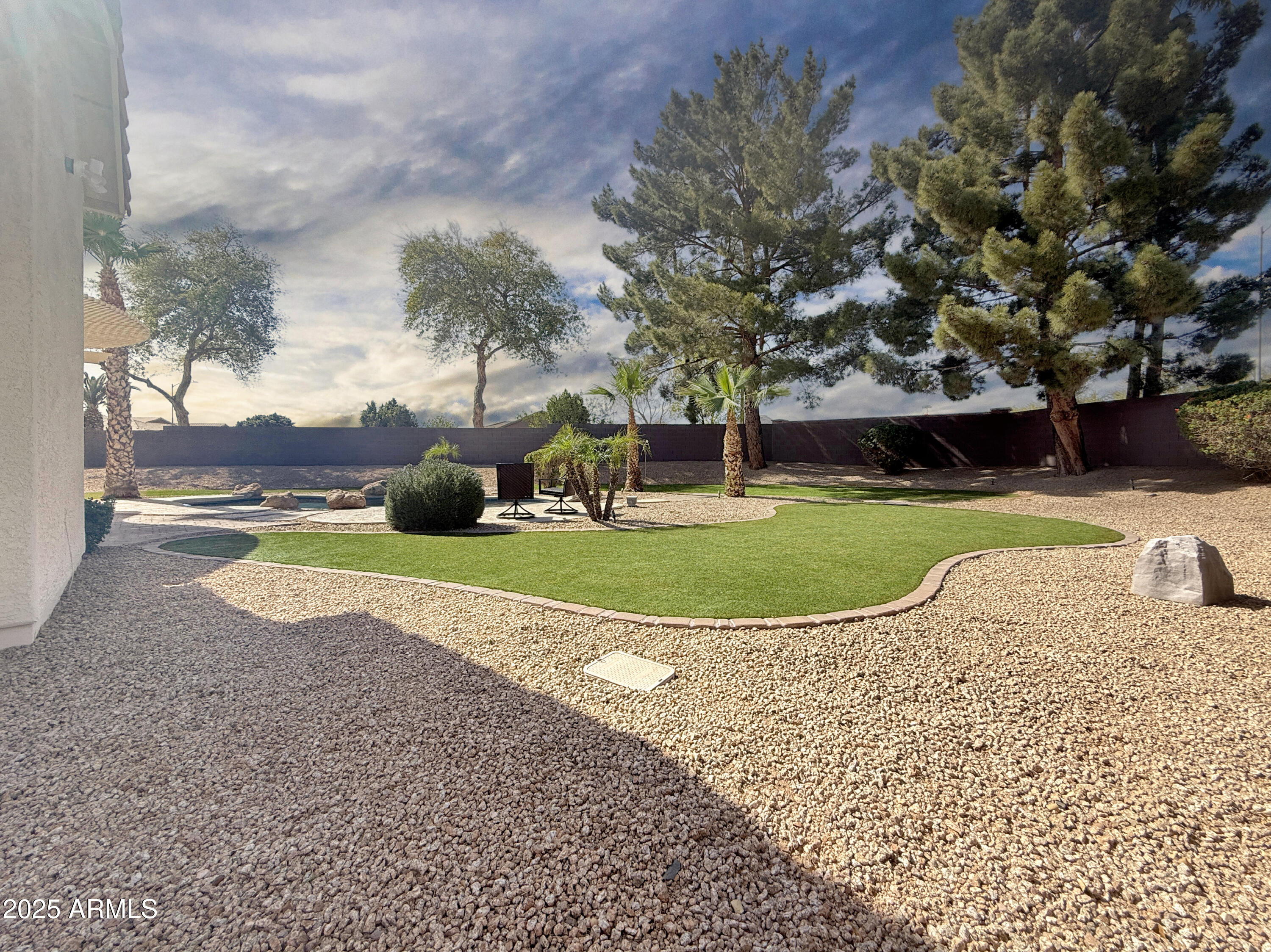 4648 W VILLA LINDA Drive