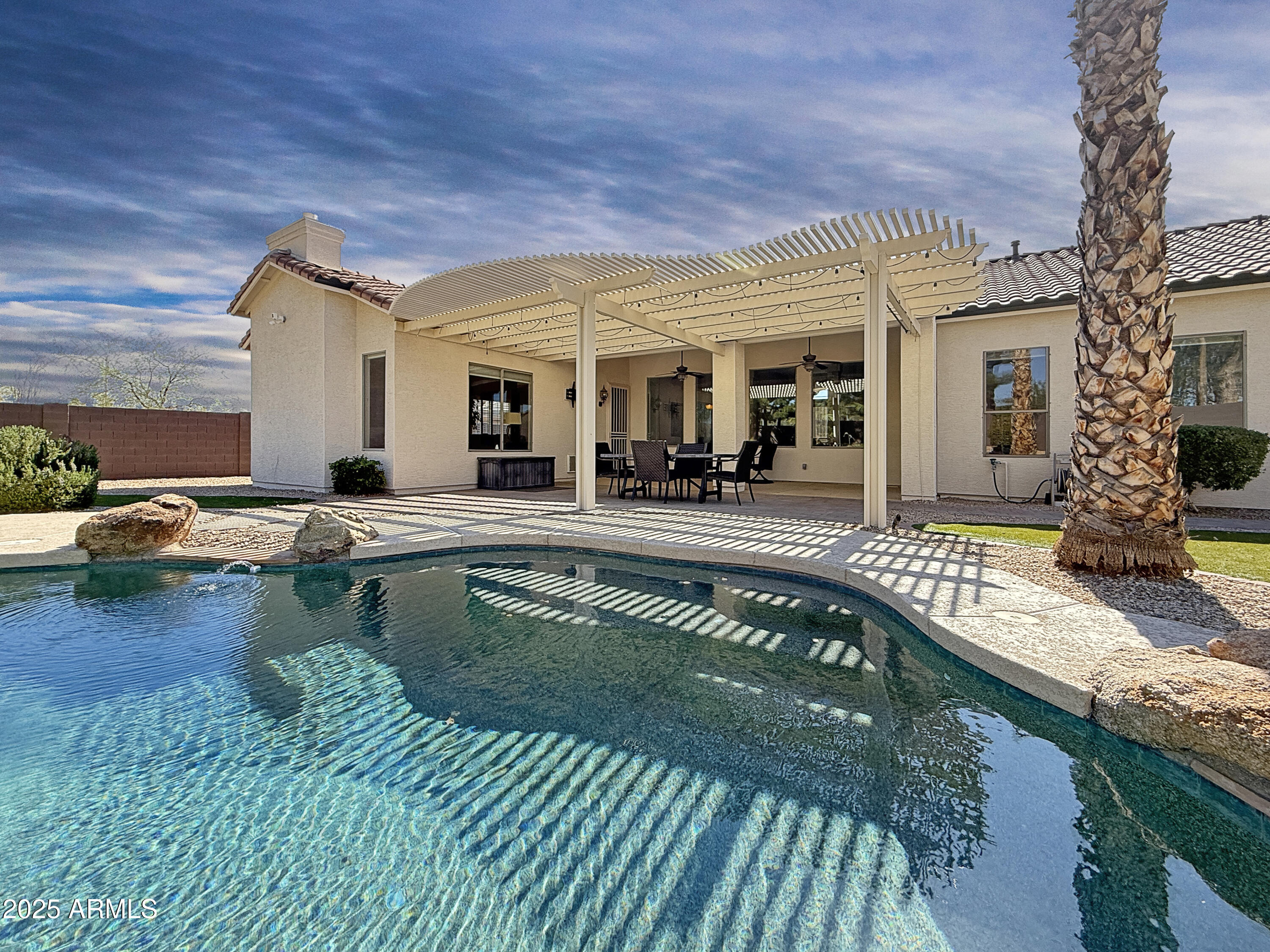 4648 W VILLA LINDA Drive