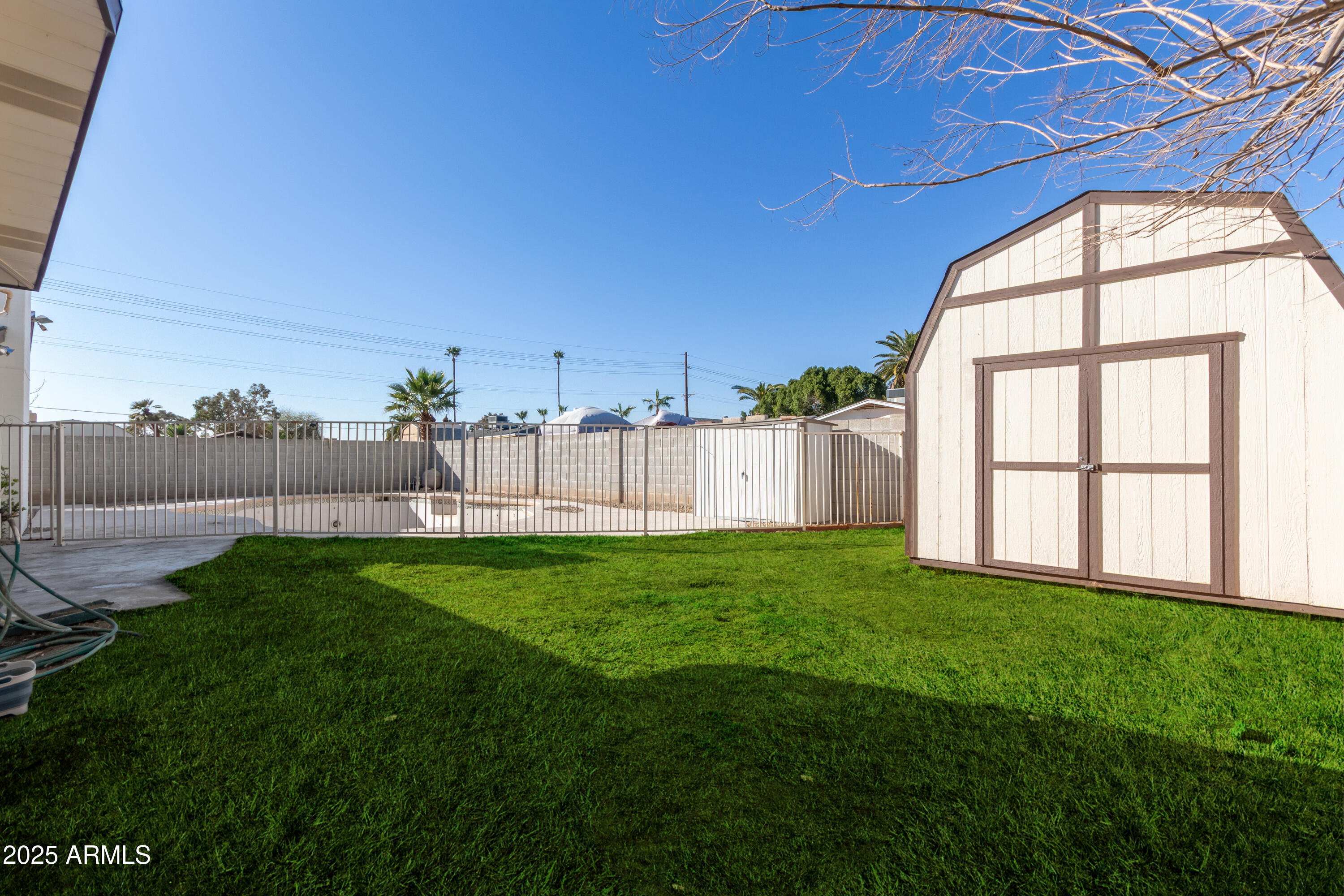 3832 W DAVIDSON Lane