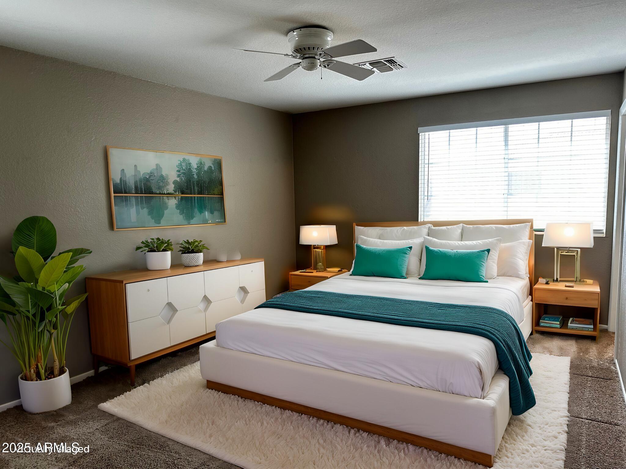 17606 N 17TH Place, 1010