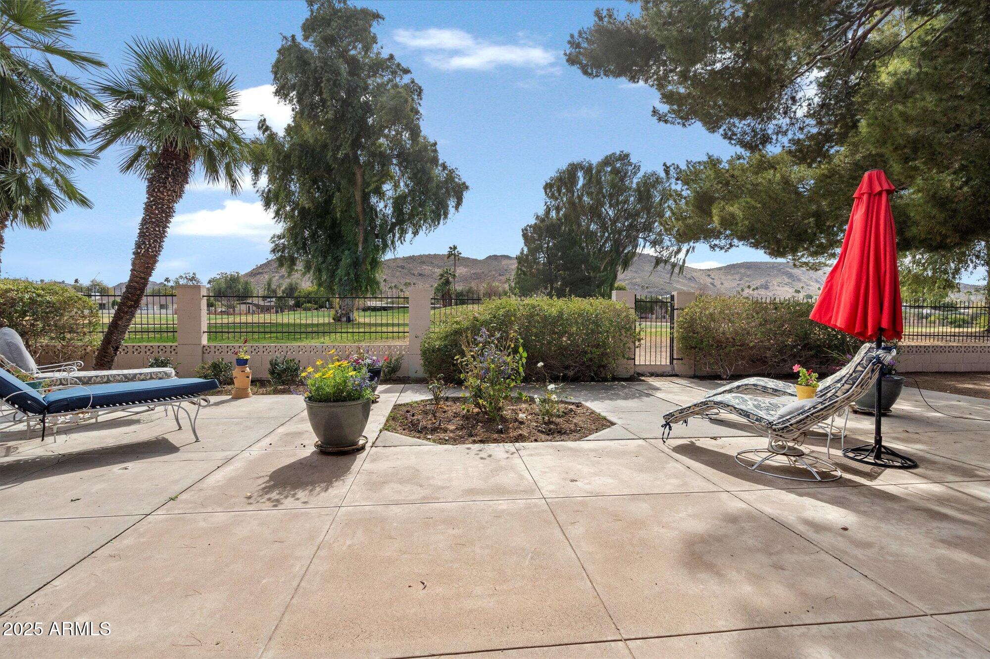 339 W SOUTHERN HILLS Road