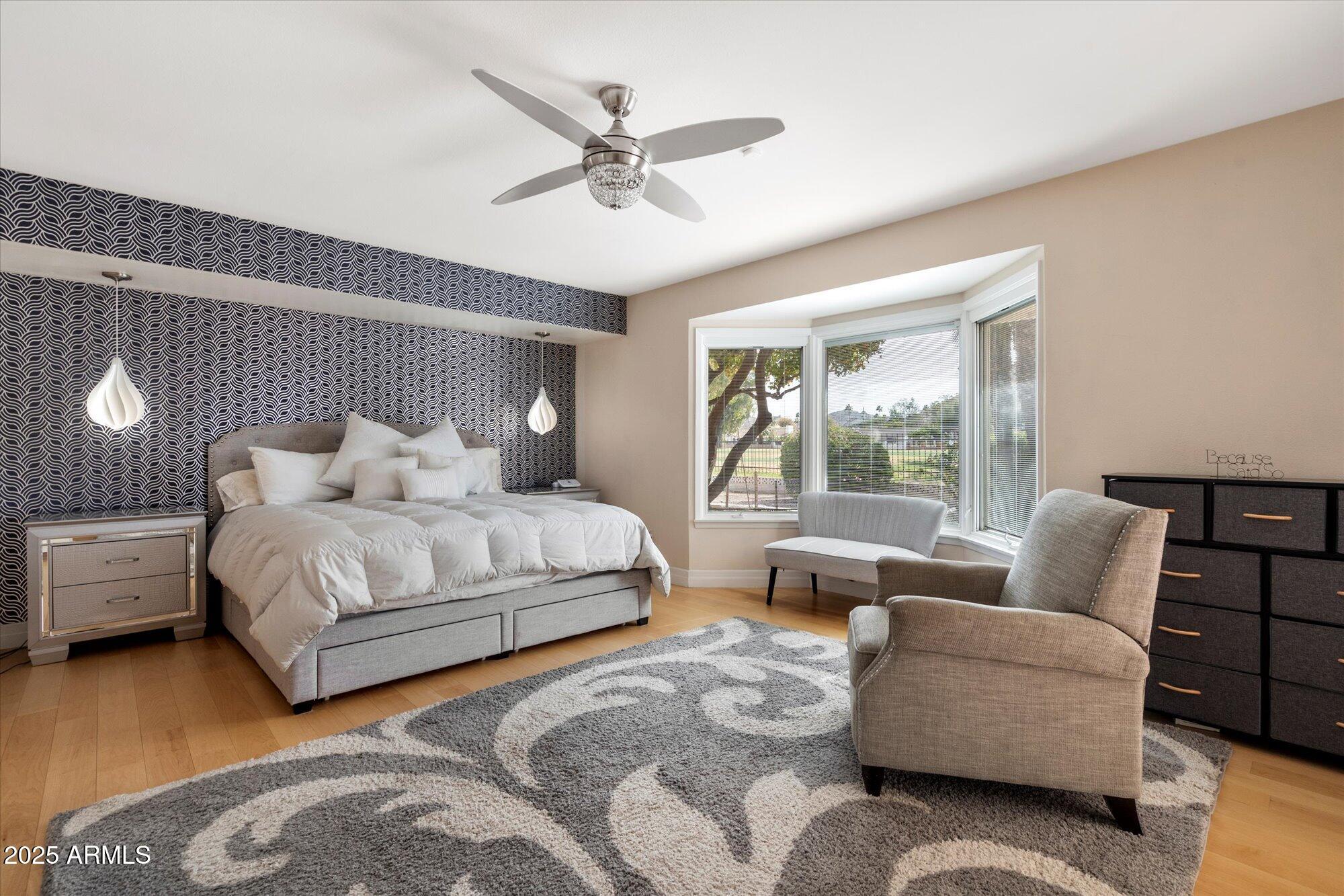 339 W SOUTHERN HILLS Road