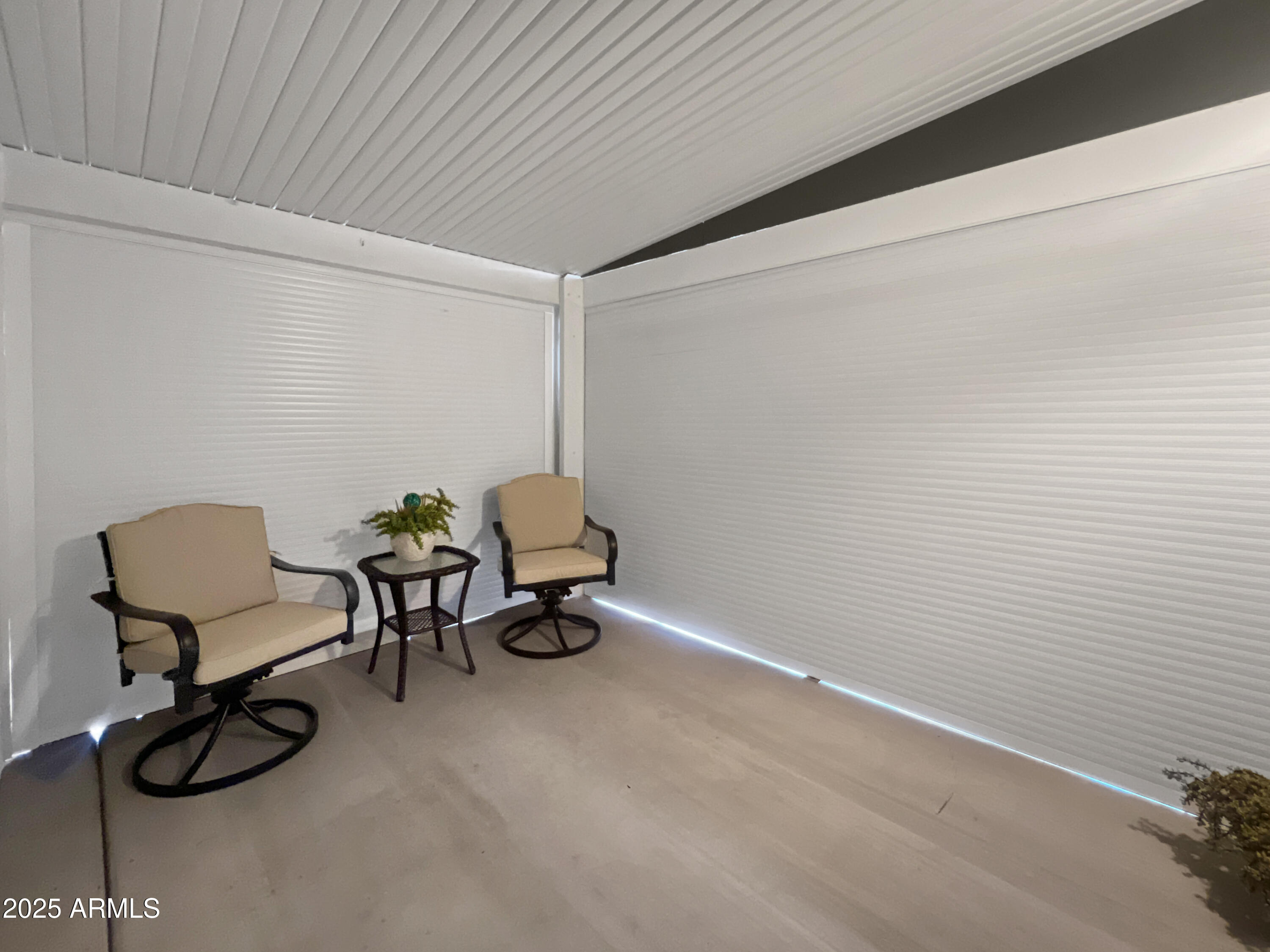 8865 E BASELINE Road, 554