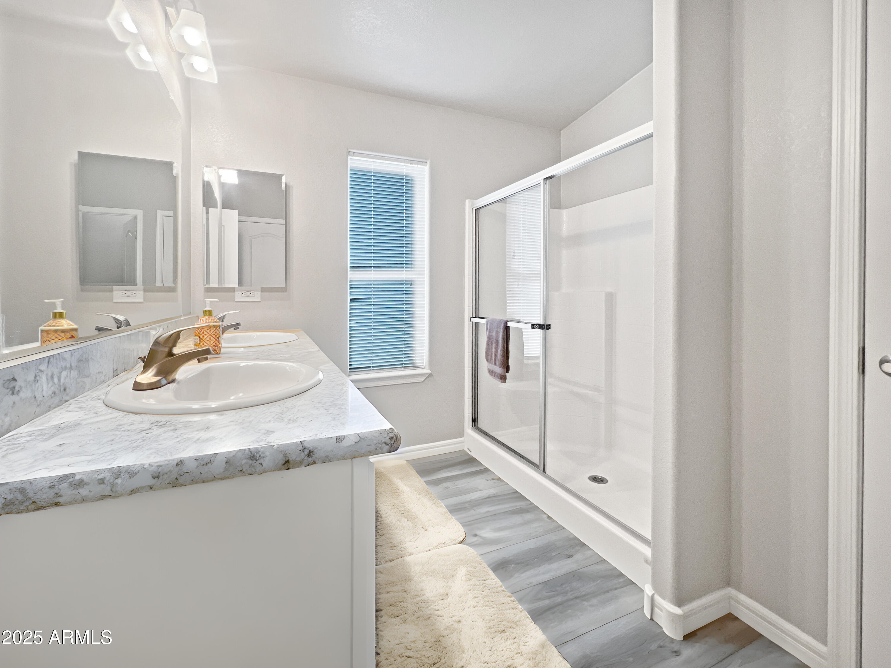 8865 E BASELINE Road, 554