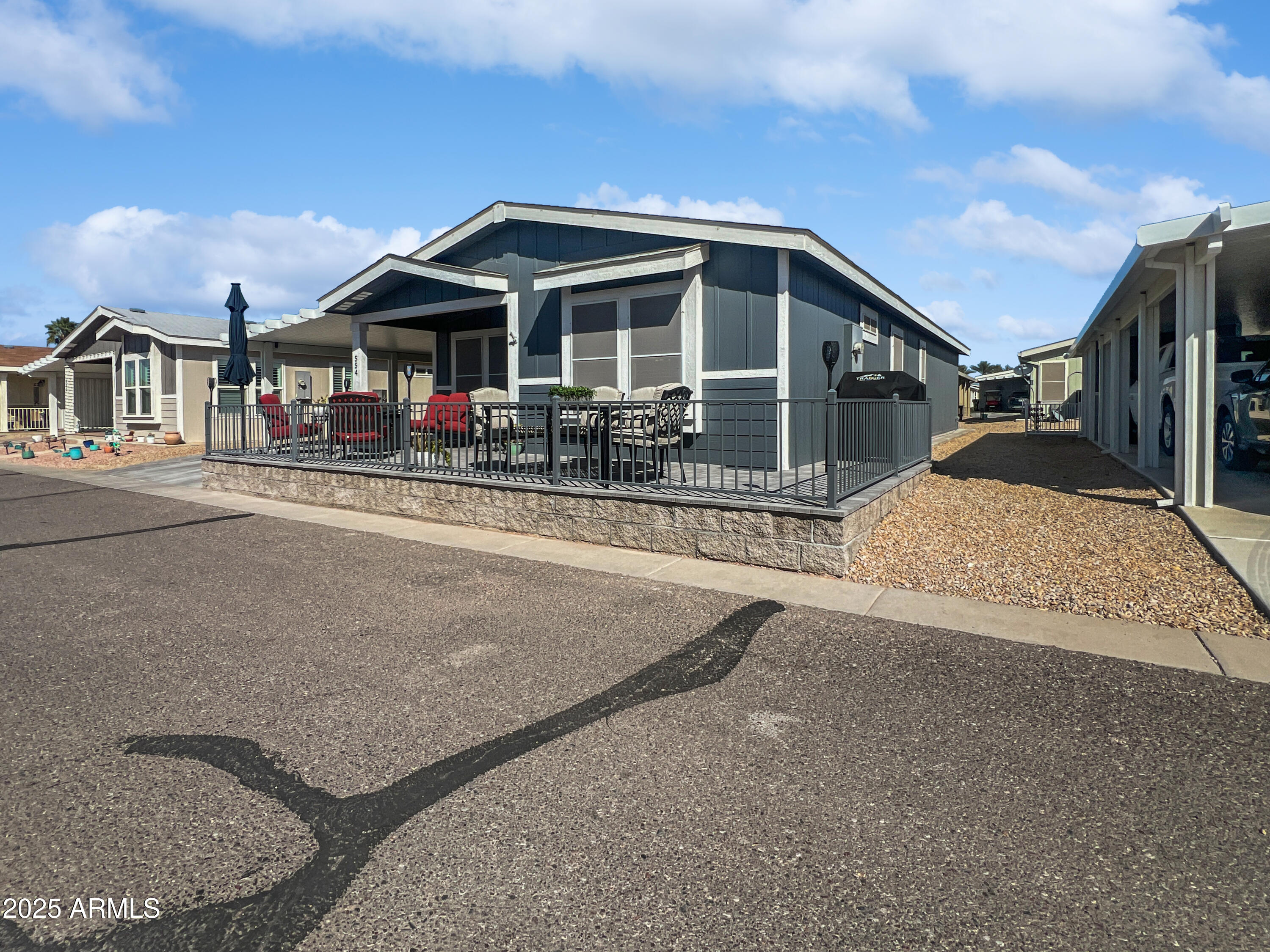 8865 E BASELINE Road, 554