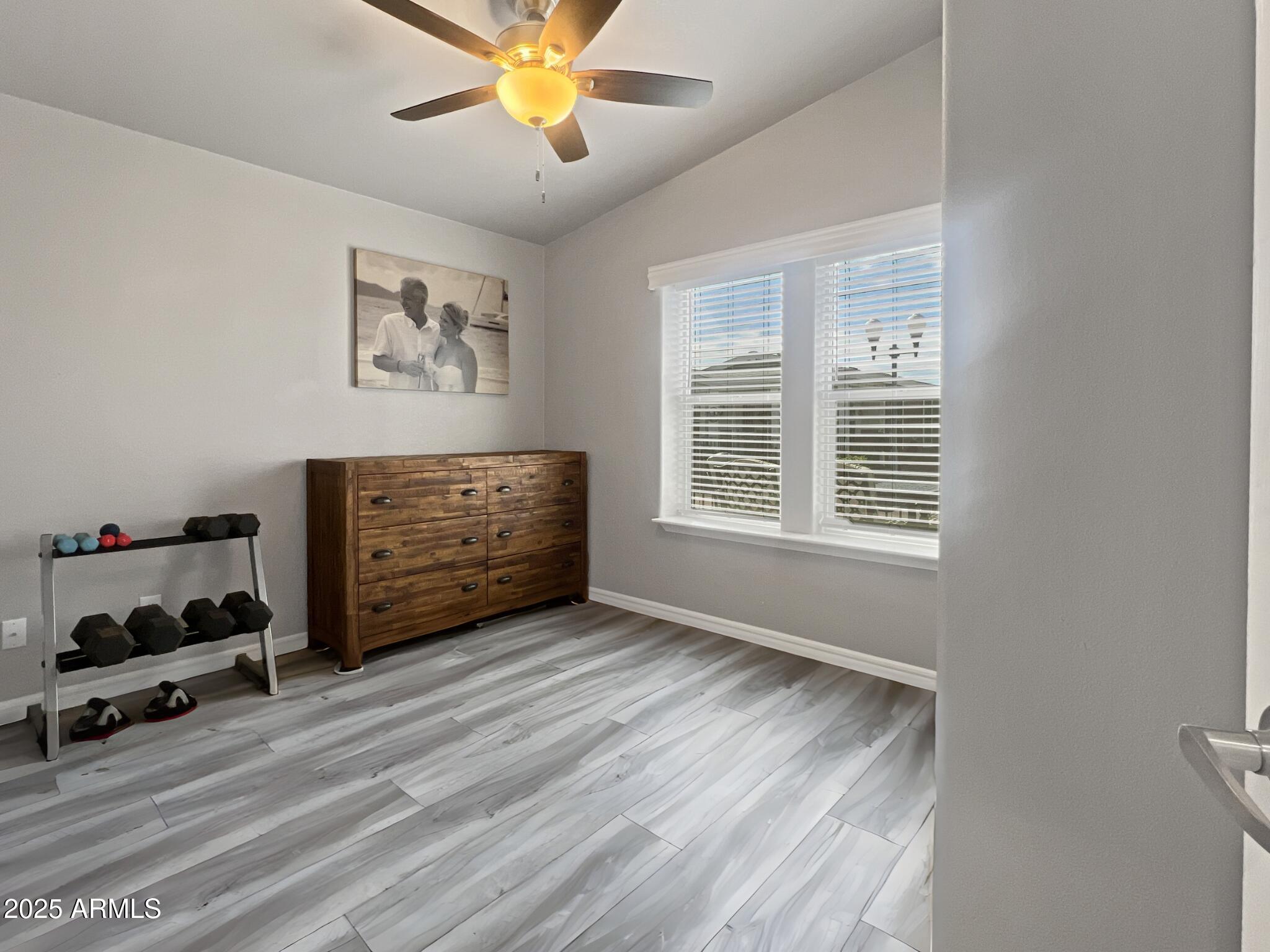 8865 E BASELINE Road, 554