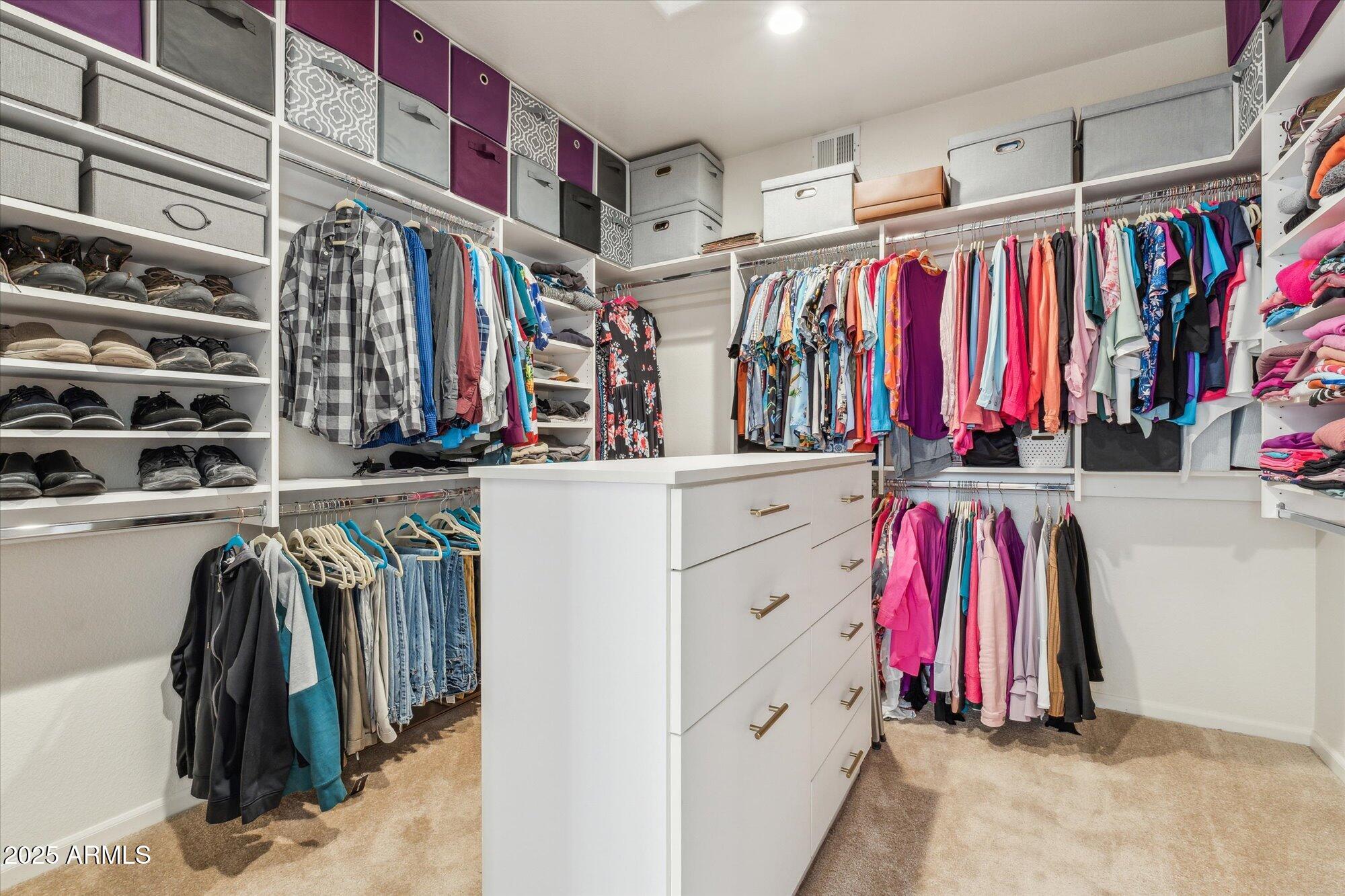 10925 E SILVERTREE Drive