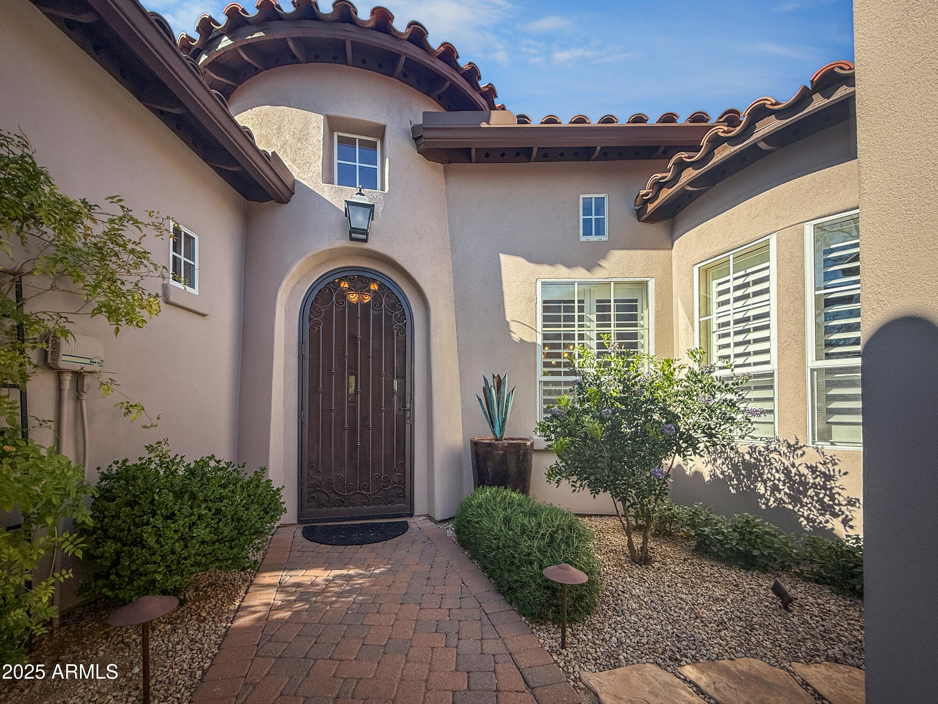 8964 E MOUNTAIN SPRING Road