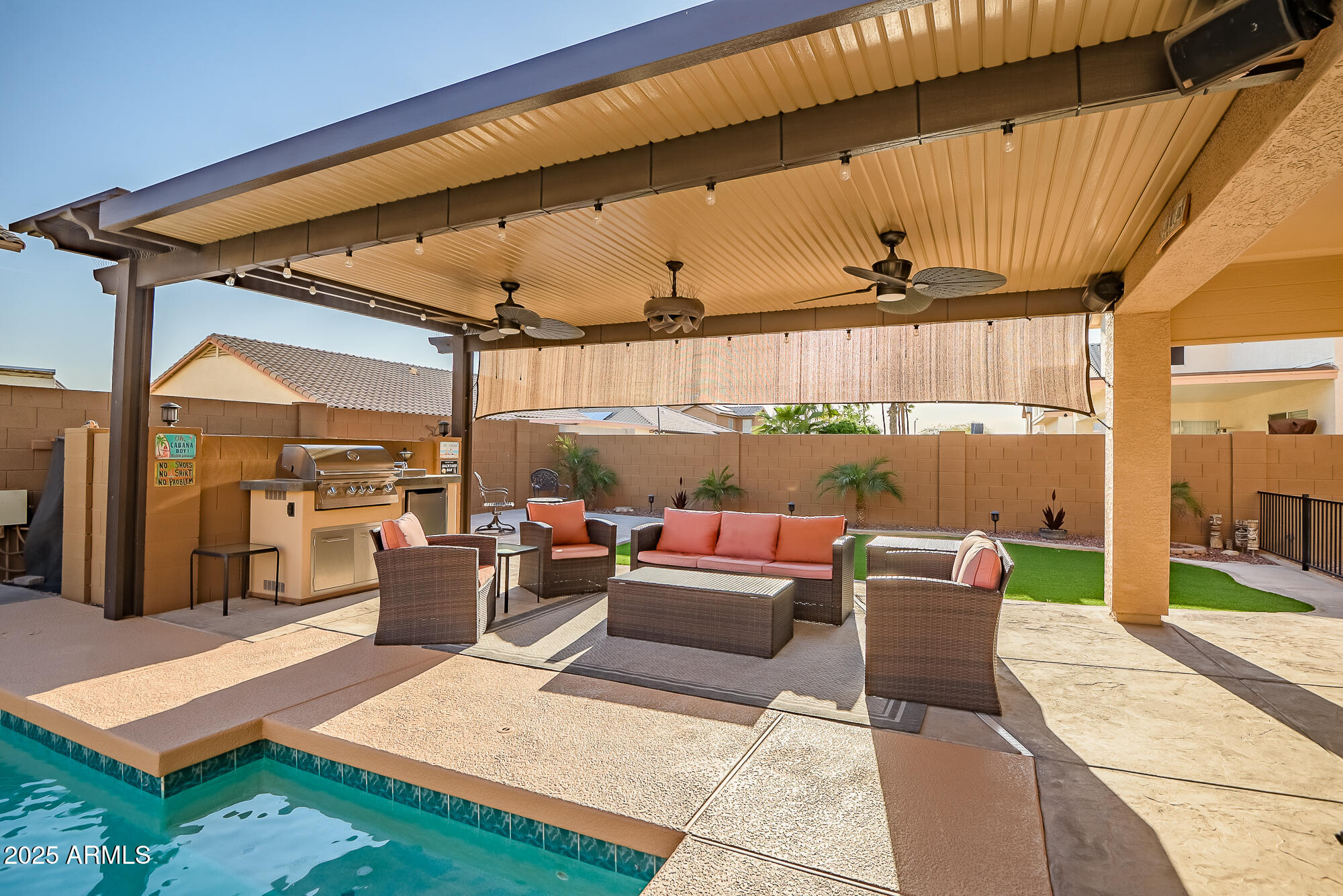 16021 W SHERMAN Street