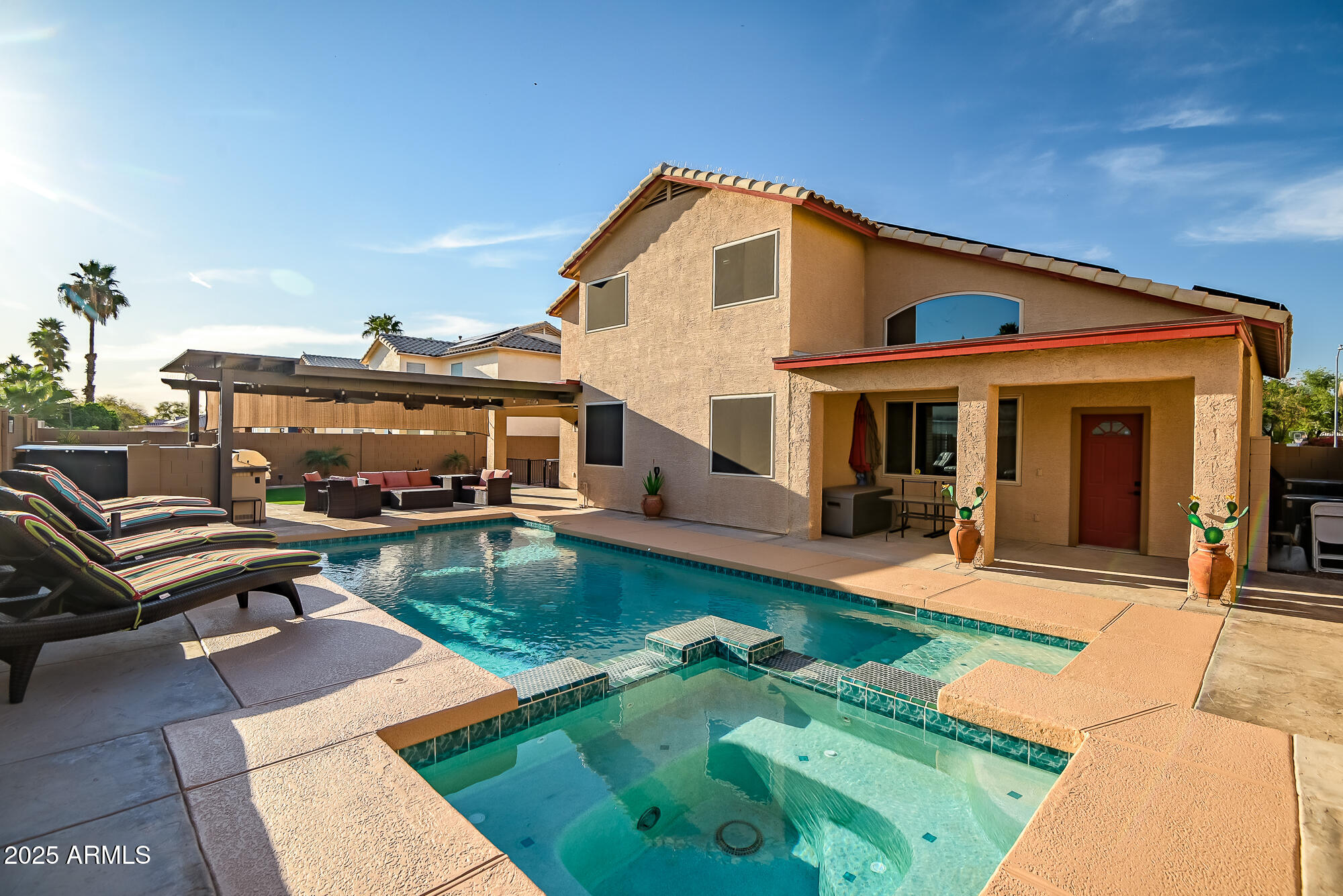 16021 W SHERMAN Street