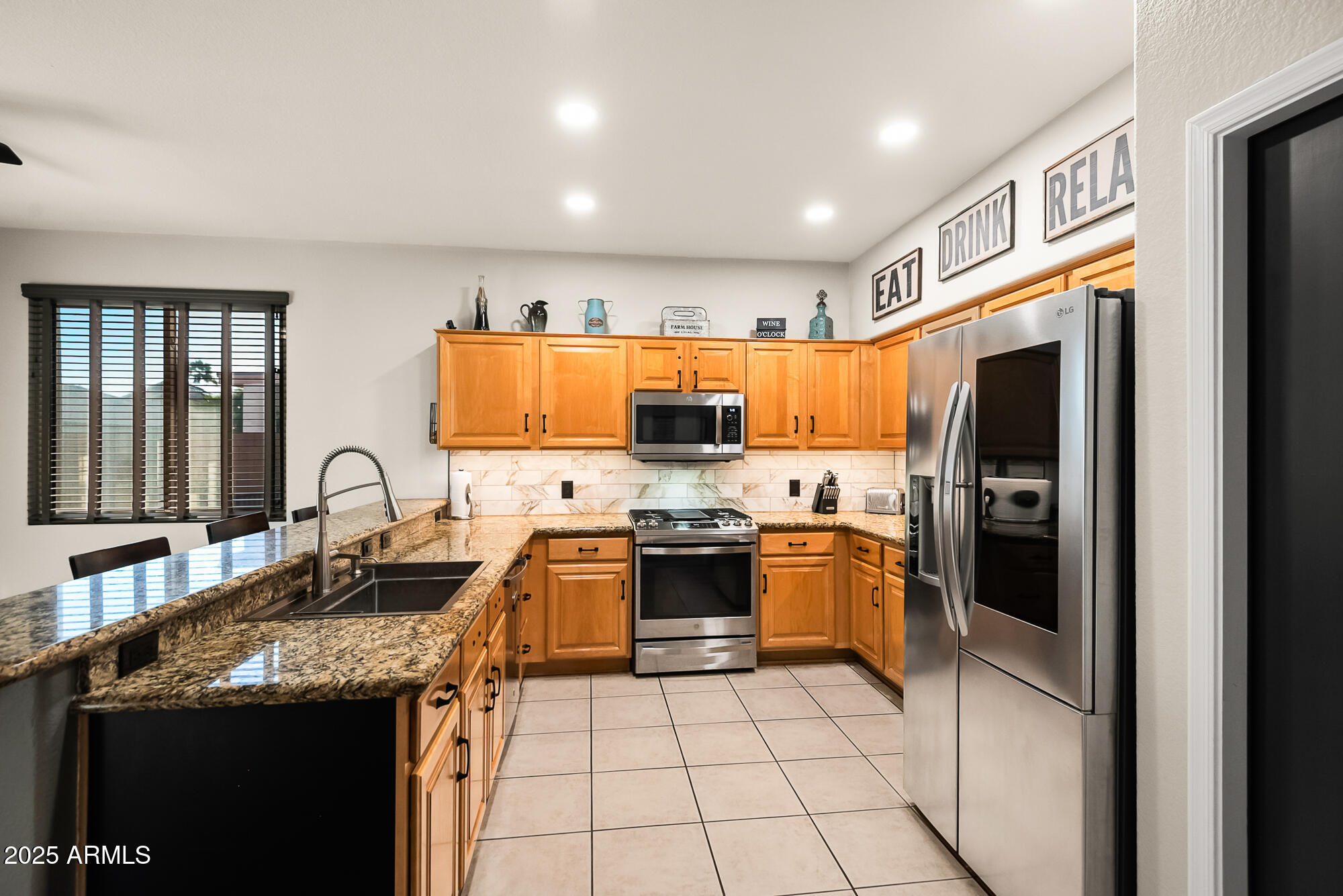 16021 W SHERMAN Street