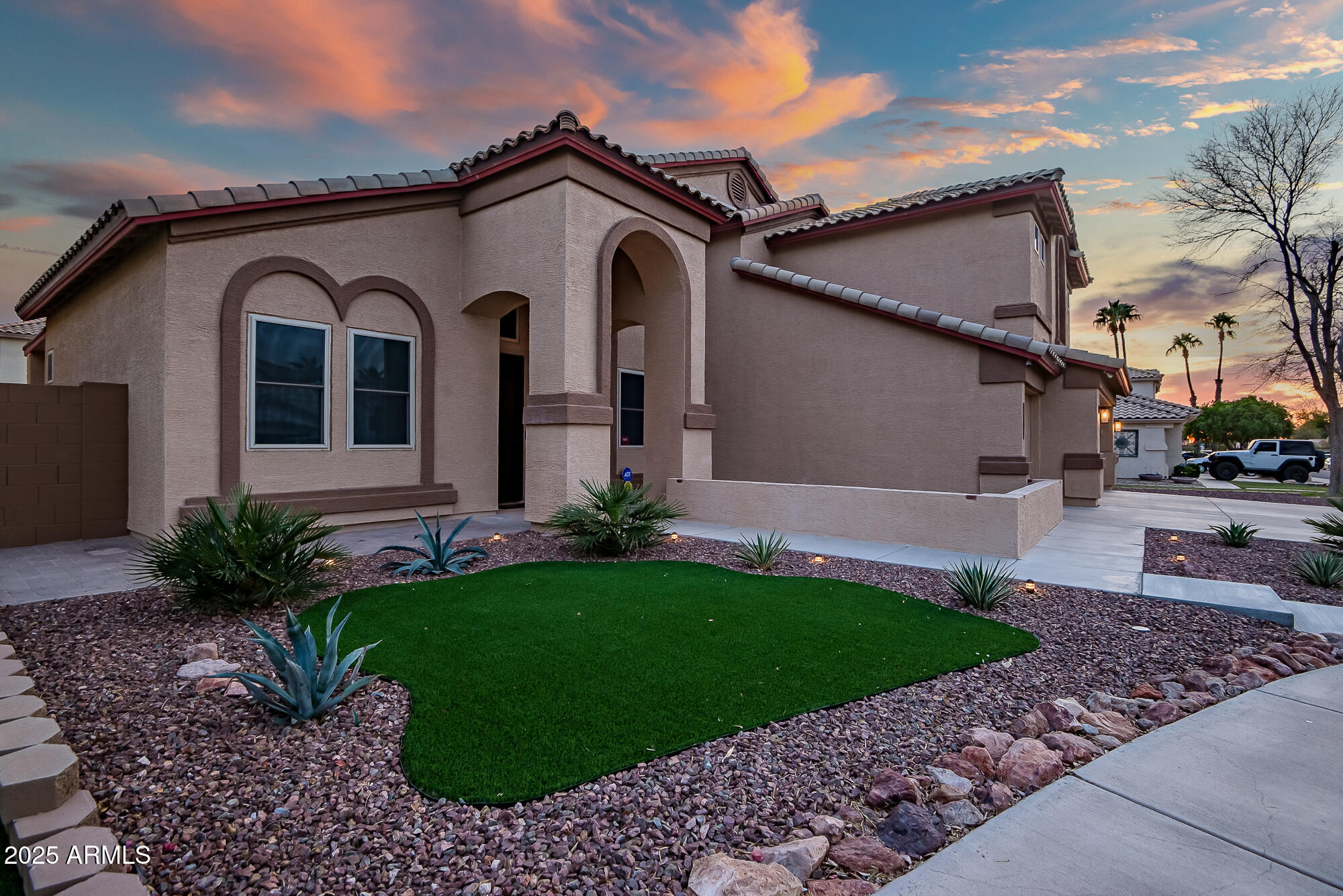 16021 W SHERMAN Street