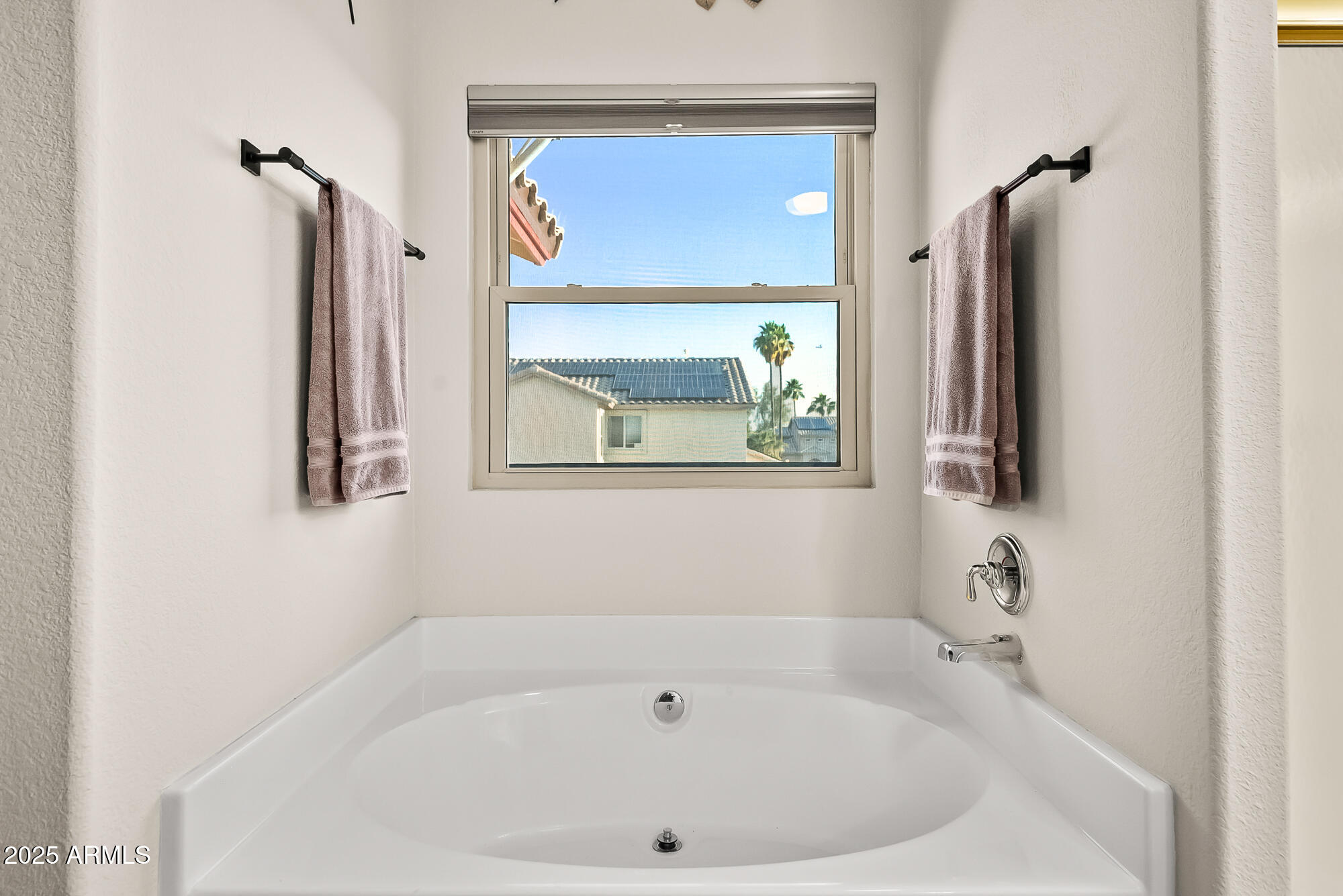 16021 W SHERMAN Street