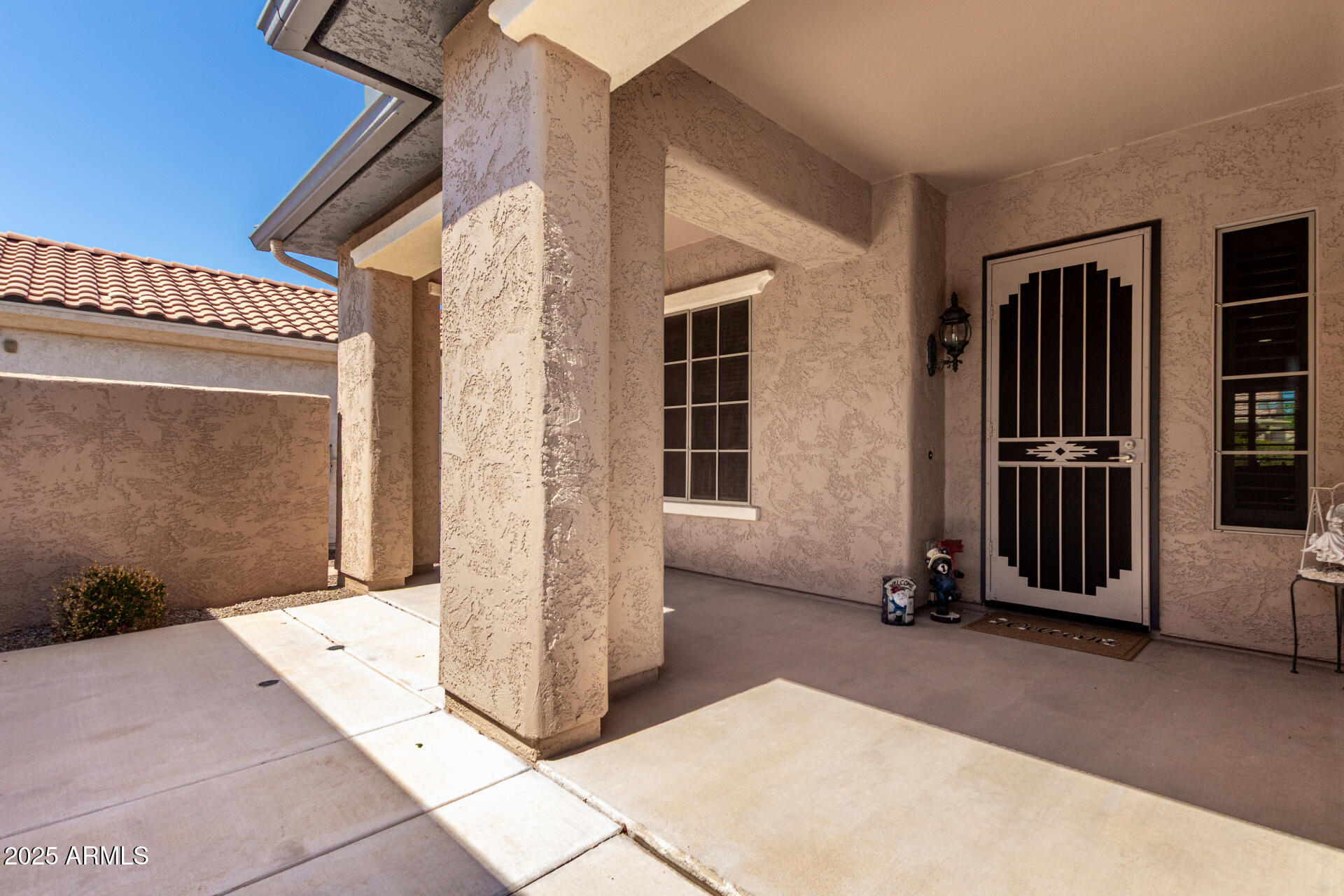 26844 W POTTER Drive