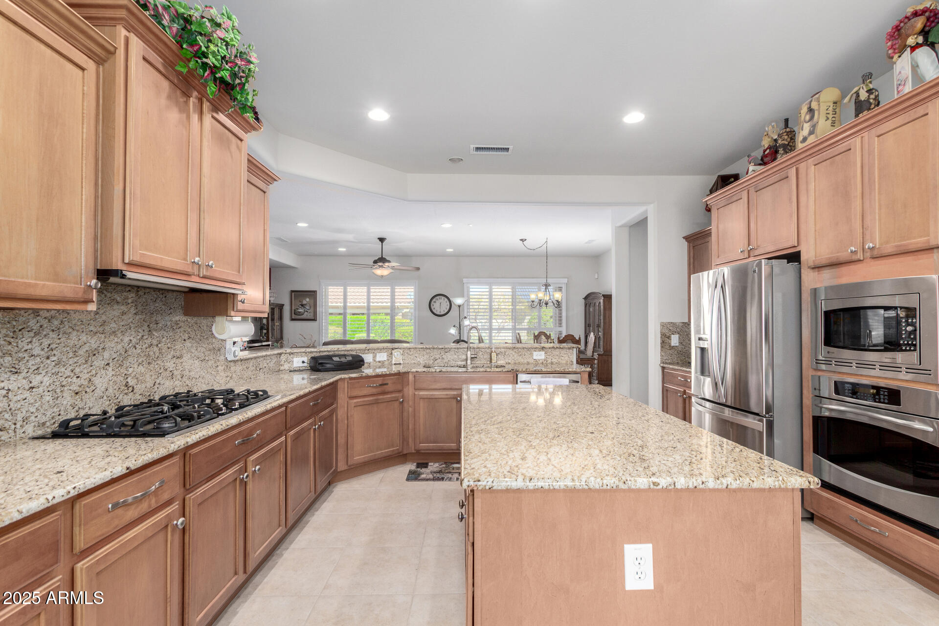26844 W POTTER Drive
