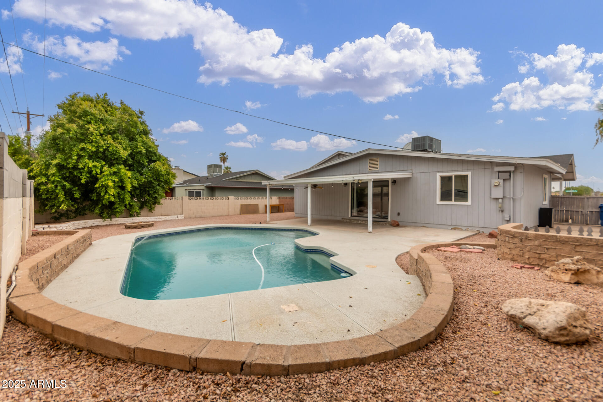 4700 S GRANDVIEW Avenue