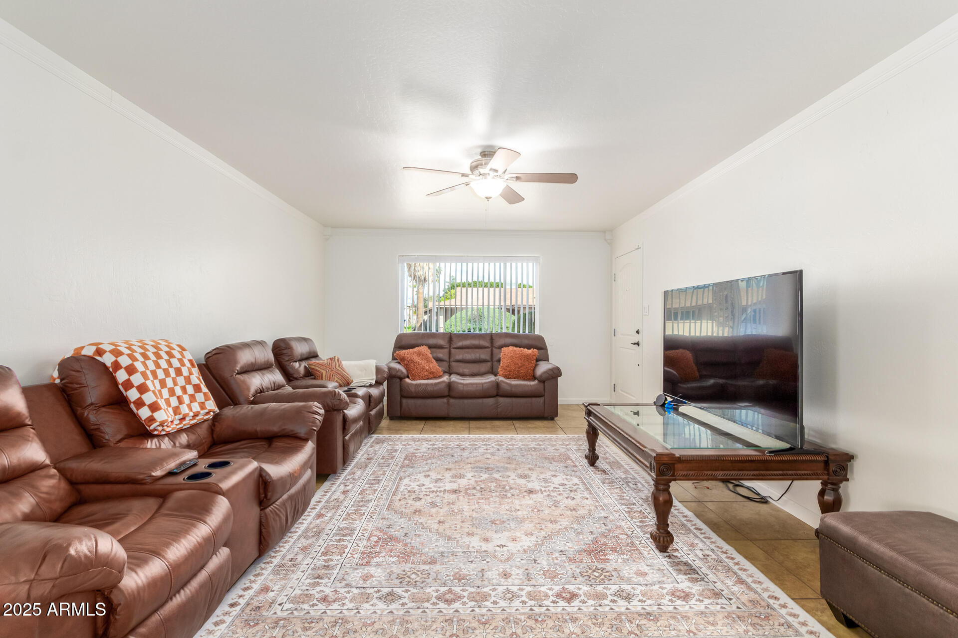 3312 S VENTURA Drive