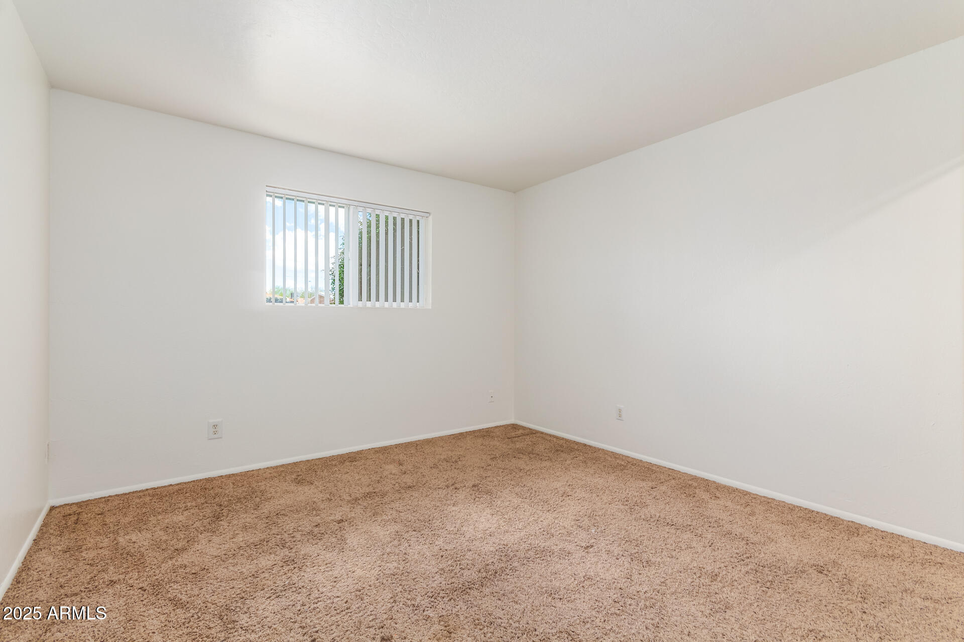 3312 S VENTURA Drive