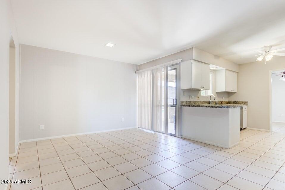 1213 E RIVIERA Drive