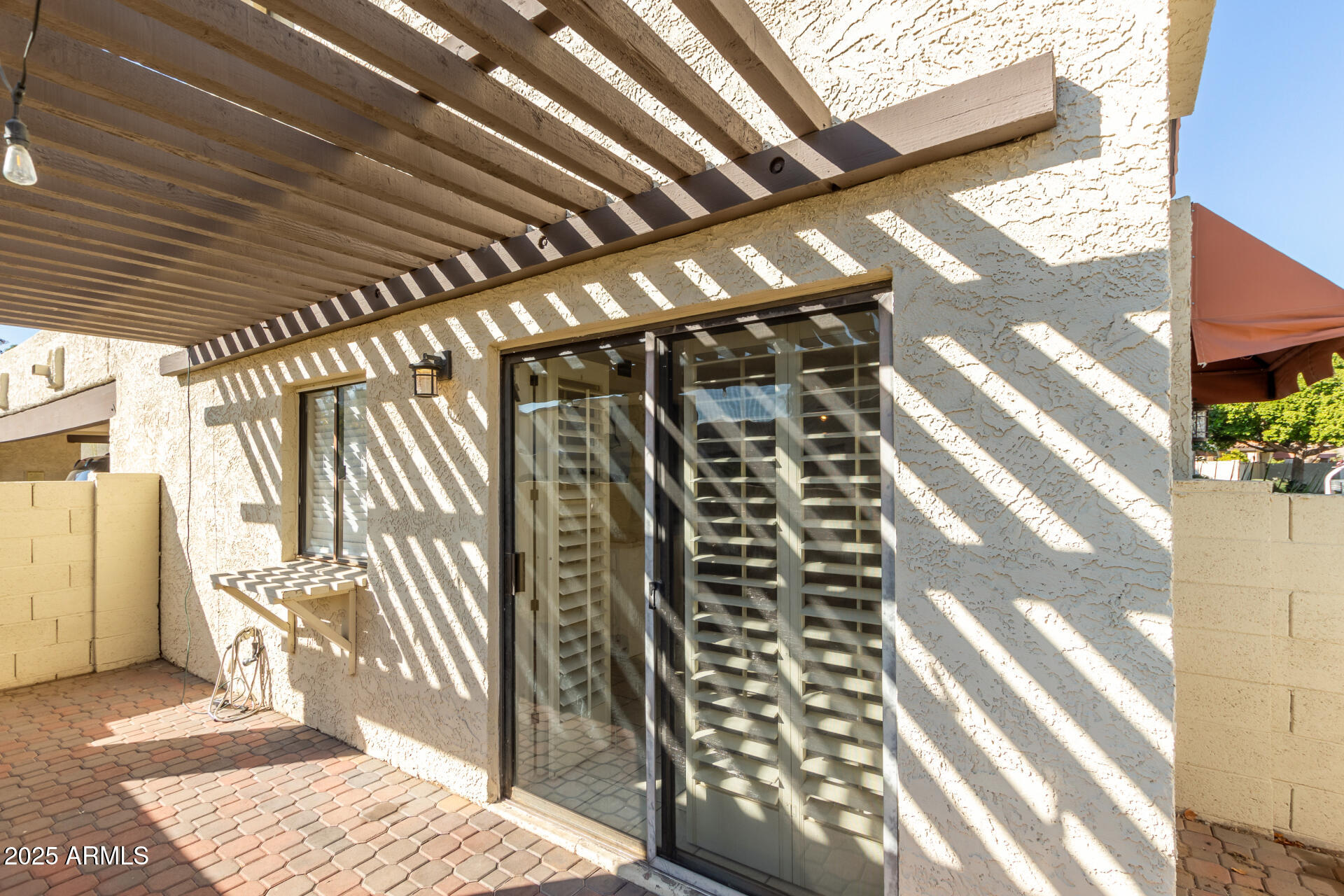 1817 E HAYWARD Avenue, 3