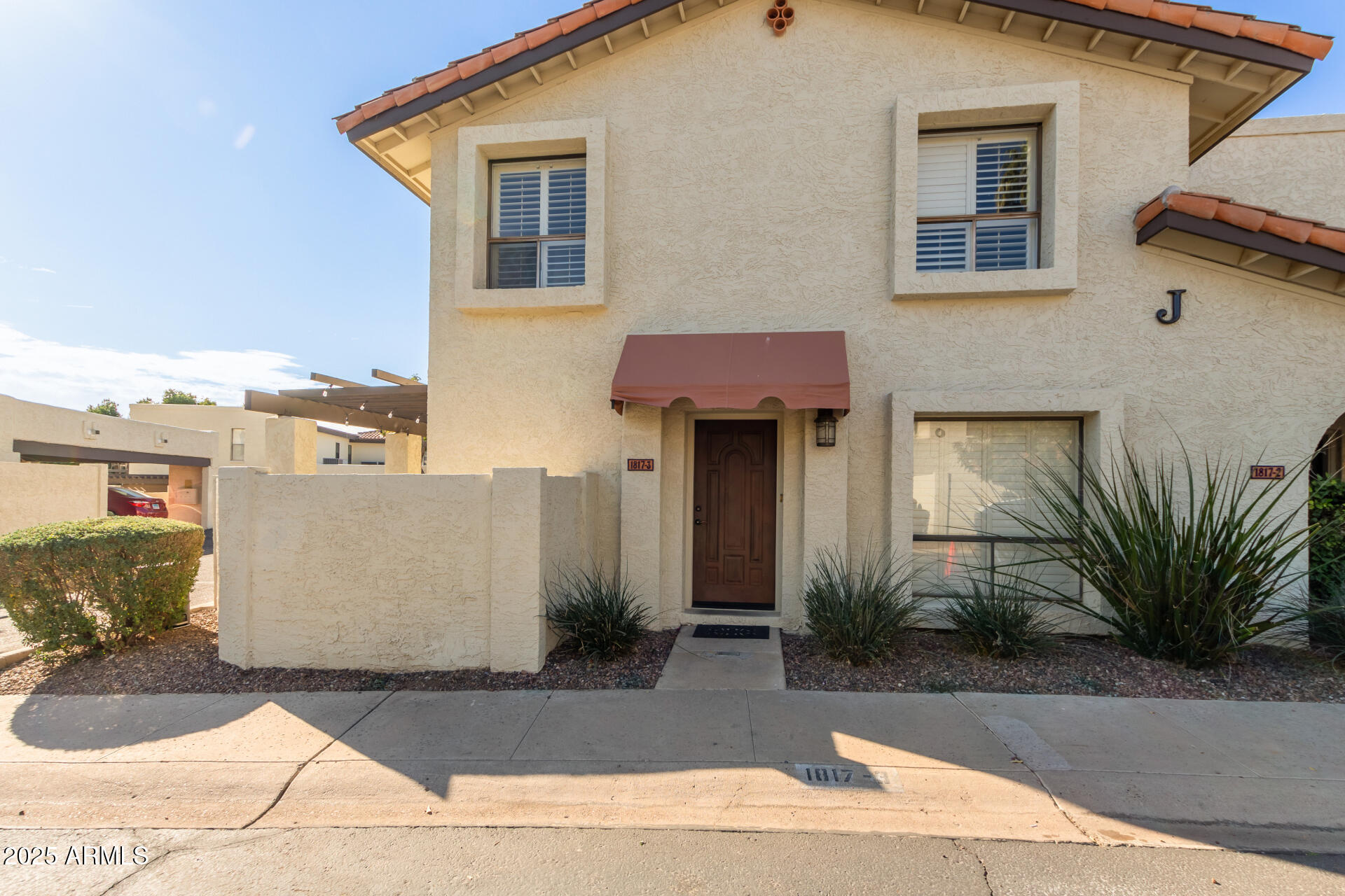 1817 E HAYWARD Avenue, 3